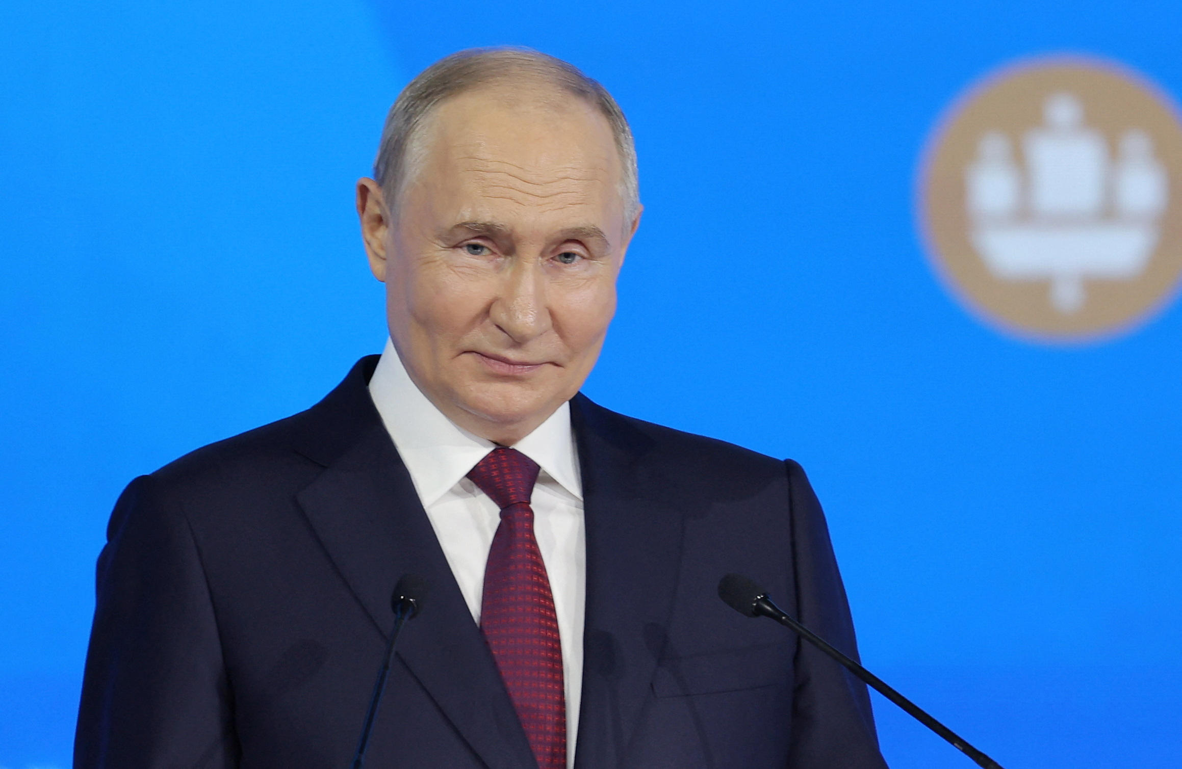 « Depuis le début de l’année, 47 localités, il me semble, ont été libérées, soit 880 km2 », a déclaré le président russe lors de la session plénière du Forum économique international à Saint-Pétersbourg. Reuters/Anton Vaganov/Pool