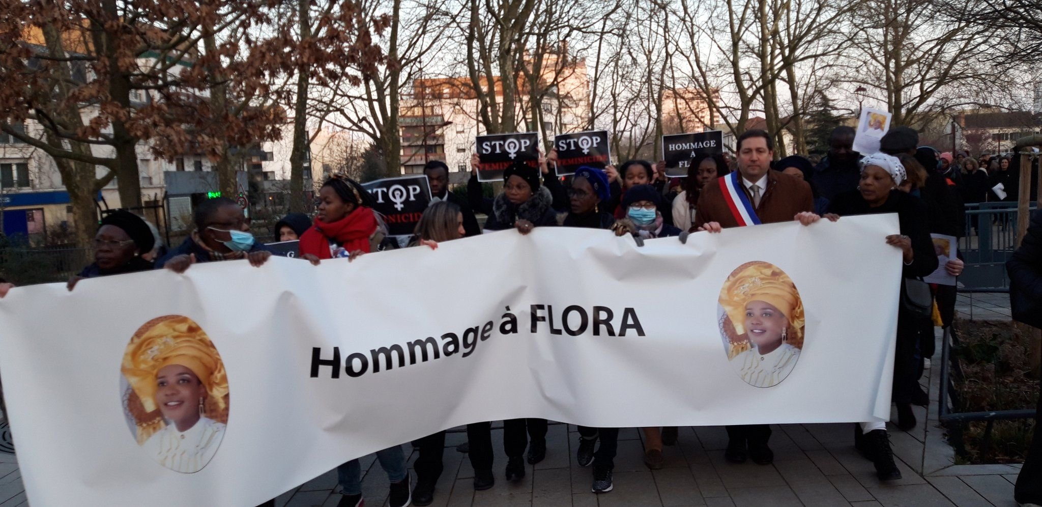 Bondy (Seine-Saint-Denis), le 1er mars. La marche blanche en mémoire de Flora, tuée par son mari le 11 février, a réuni près de 300 personnes. LP/N.R.