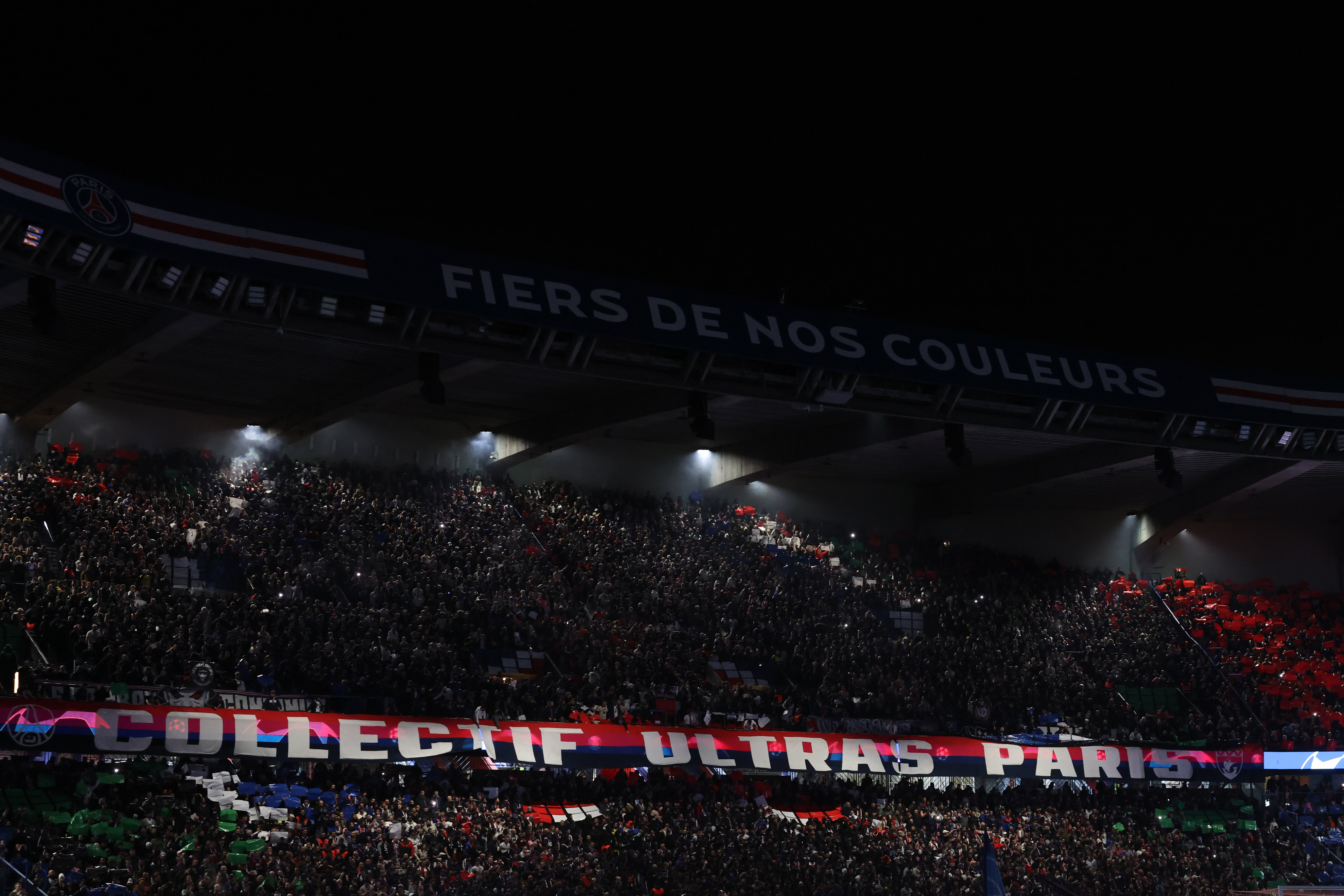 Plus que jamais, le Collectif Ultras Paris appelle à se mobiliser, avant le match contre Dortmund, ce mardi. LP/Arnaud Journois