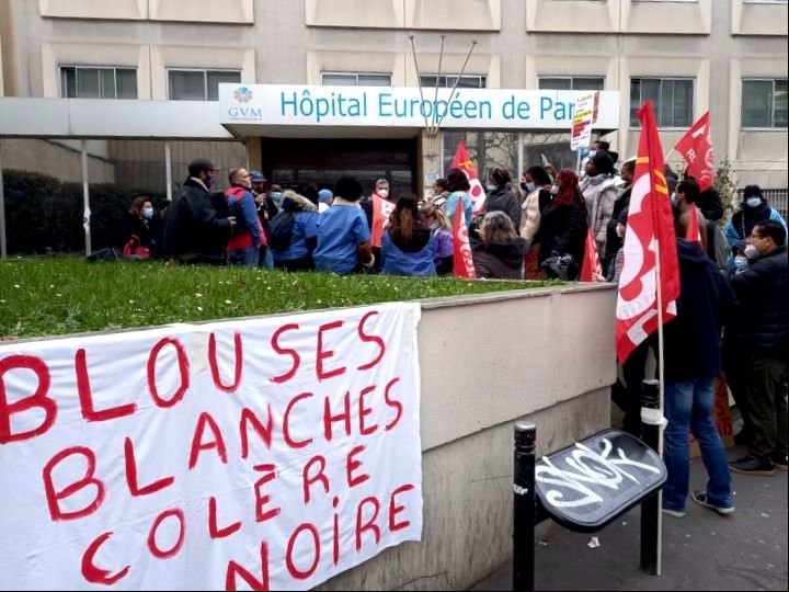Aubervilliers, le 10 février. Des salariés se sont mobilisés à l'appel des syndicats FO et CGT contre l'accord d'aménagement du temps de travail signé entre la CFDT et la direction de la polyclinique. D.R