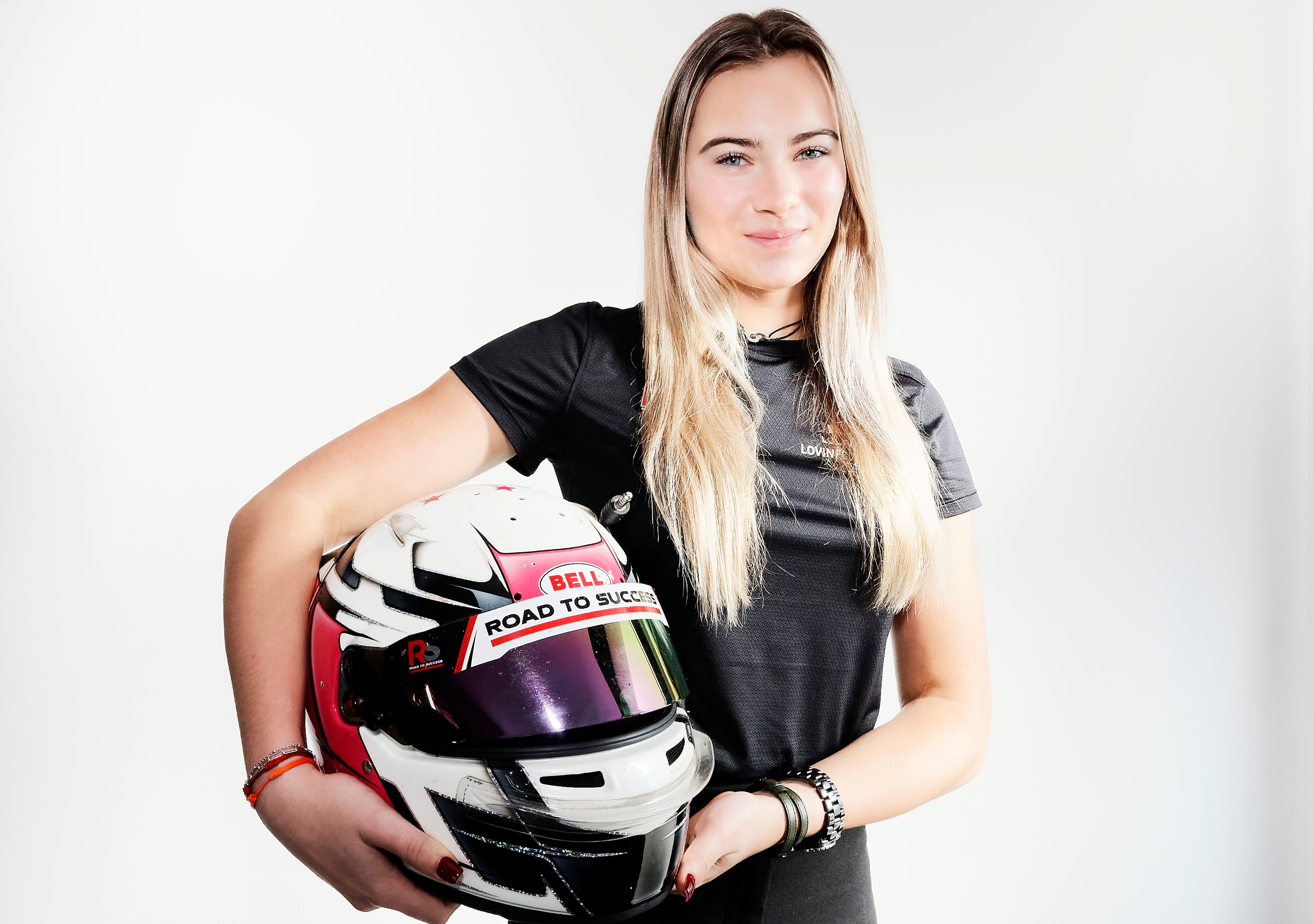 Après une saison 2022 en Formula 4 espagnole, Lola Lovinfosse vient d’être engagée par l’écurie espagnole Campos Racing pour piloter une F4 lors du premier championnat F1 Women Academy.  #PRESSE30