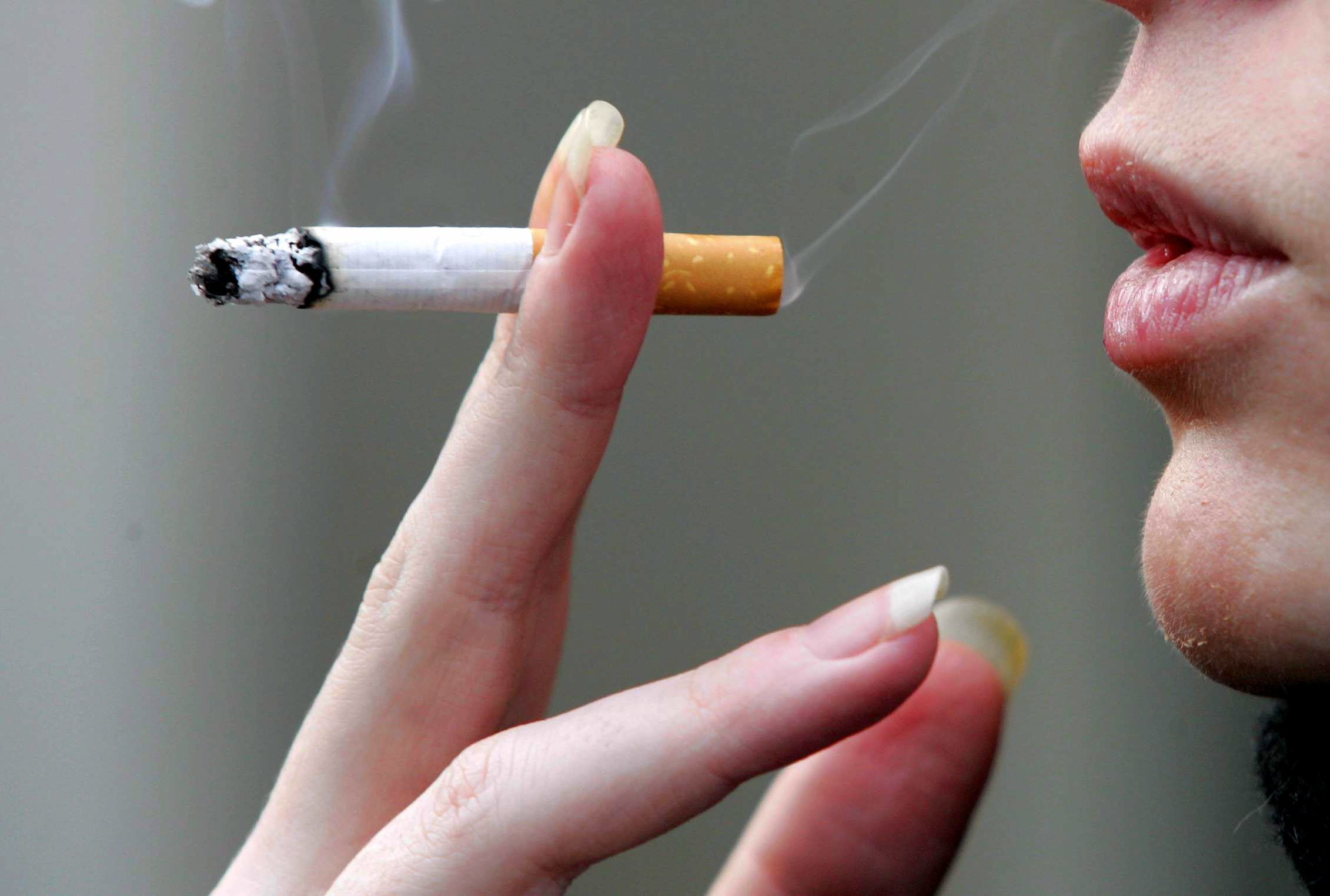 Fumer entrainerait une augmentation de la graisse abdominale, associée à un risque accru de maladie. LP/ Aurélie Audureau