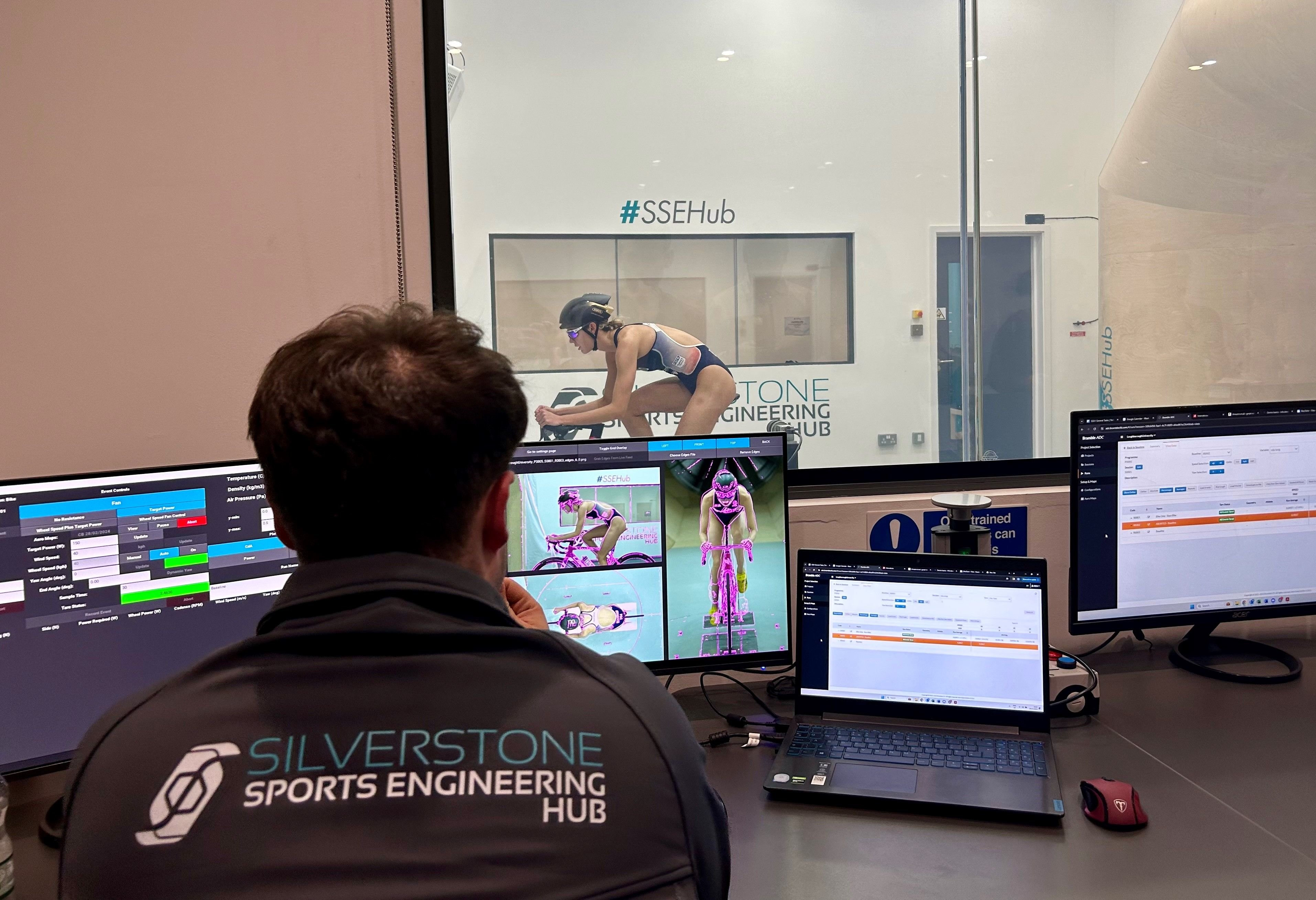Silverstone (Royaume-Uni), en février 2024. Cassandre Beaugrand a réalisé un test en soufflerie afin d'étudier sa posture et tenter d'être la plus efficace possible sur le vélo. LP/Marion Canu