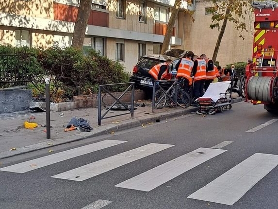 Boulogne-Billancourt, 6 novembre 2020. Un automobiliste de 80 ans a renversé deux dames qui marchaient sur un trottoir rue de Paris. L'une d'elles, Joséphine Legros, 91 ans, est décédée sur place. La deuxième victime, âgée de 66 ans, a été légèrement blessée. DR