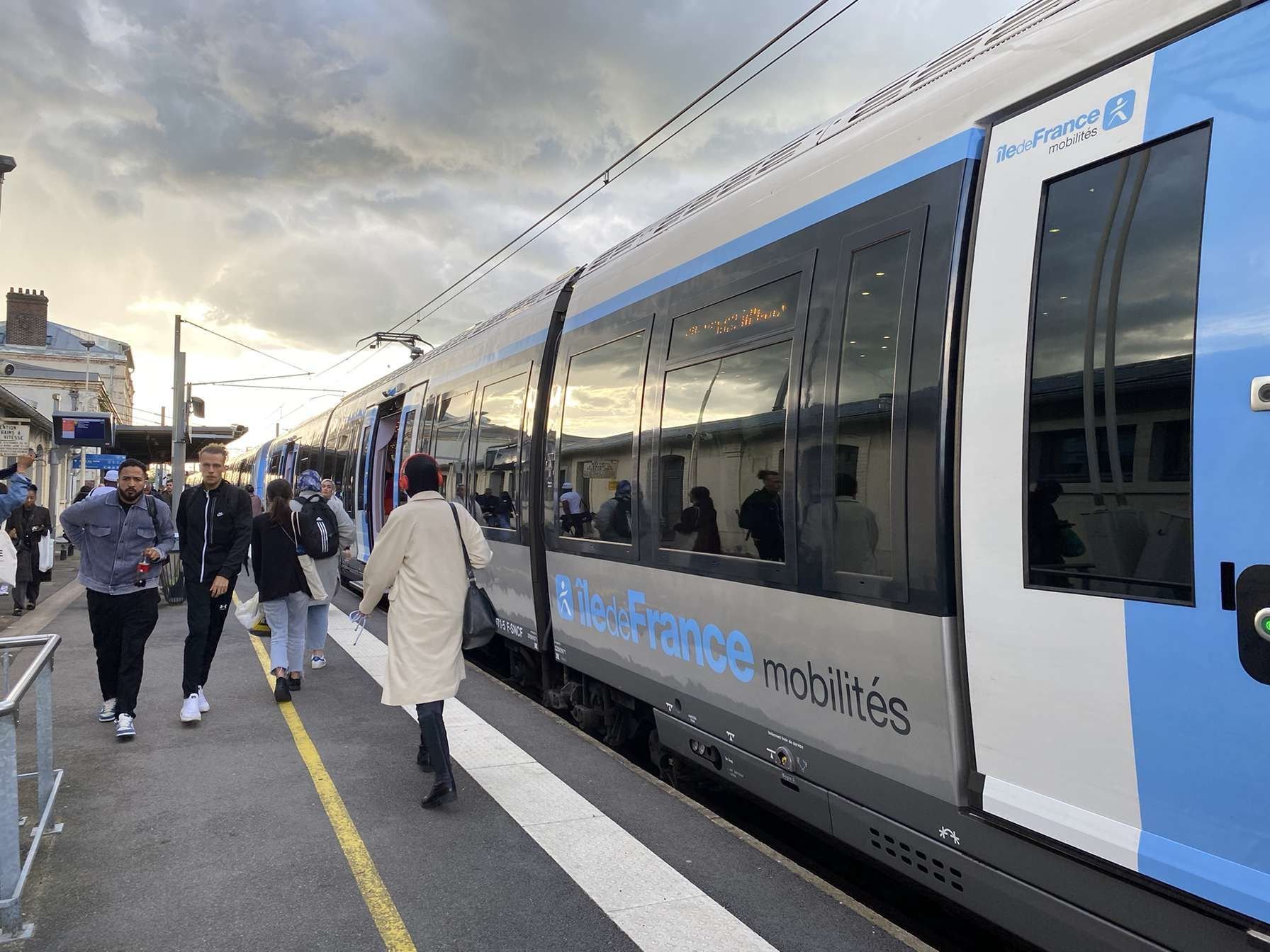 Les lignes de Transilien ne rouleront pas toute la nuit entre samedi et dimanche. LP/Paul Drisse