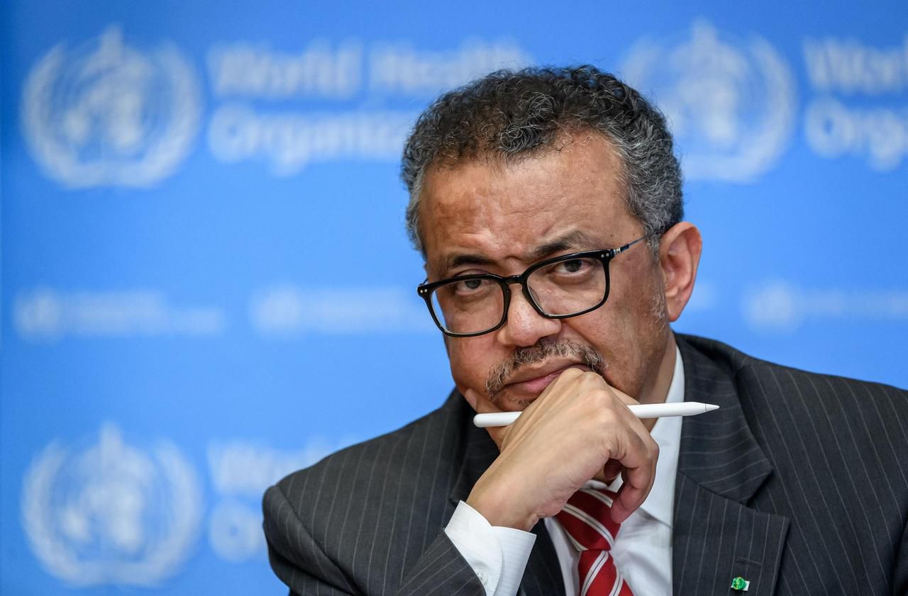 La directeur général de l'OMS, Tedros Adhanom Ghebreyesus, a dénoncé des «fake news» sur le projet d'accord international de lutte contre les pandémies. AFP/Fabrice Coffrini