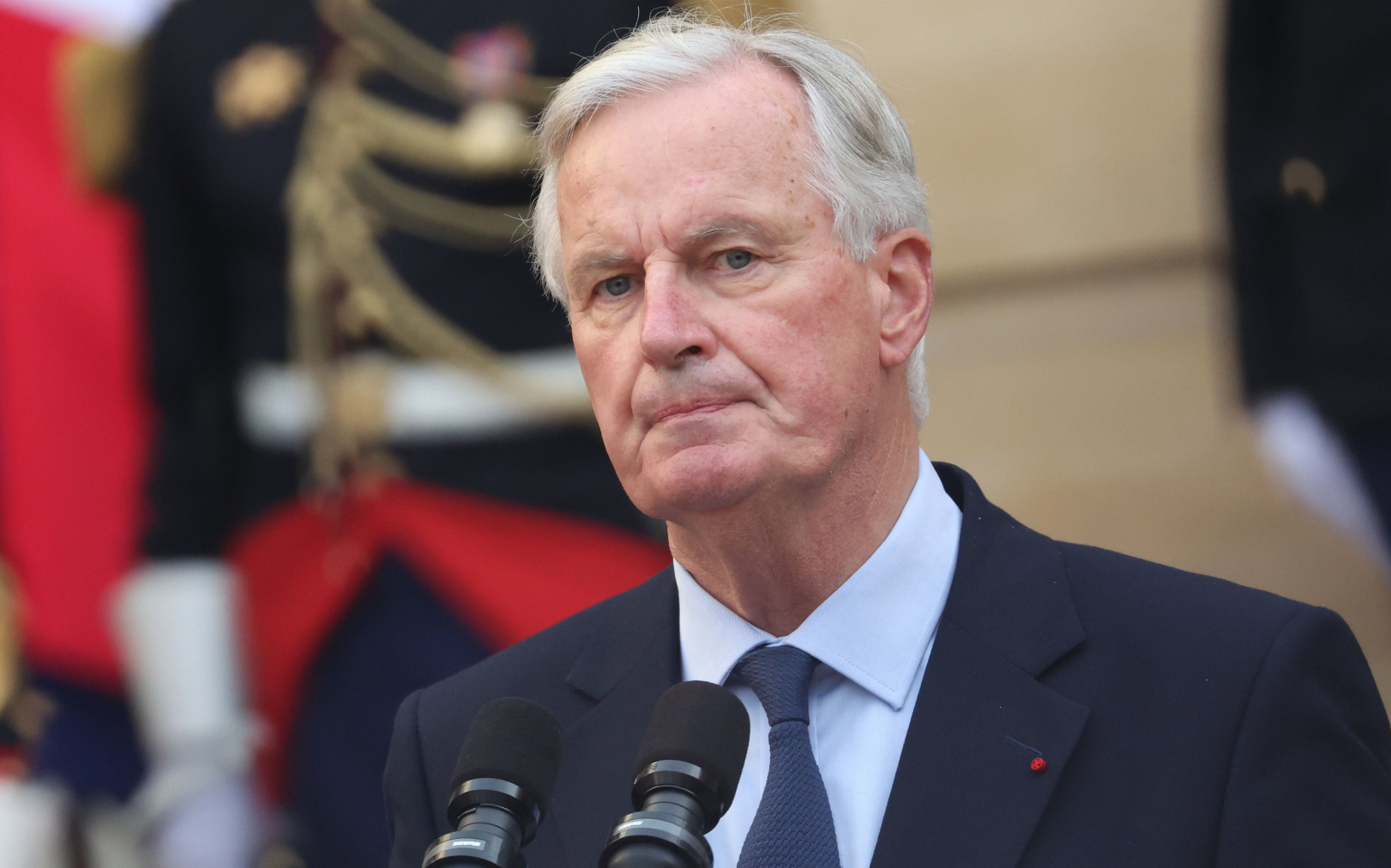 Paris, le 5 septembre. Le nouveau Premier ministre Michel Barnier à Matignon, lors de la passation de pouvoir avec Gabriel Attal. LP/Arnaud Journois