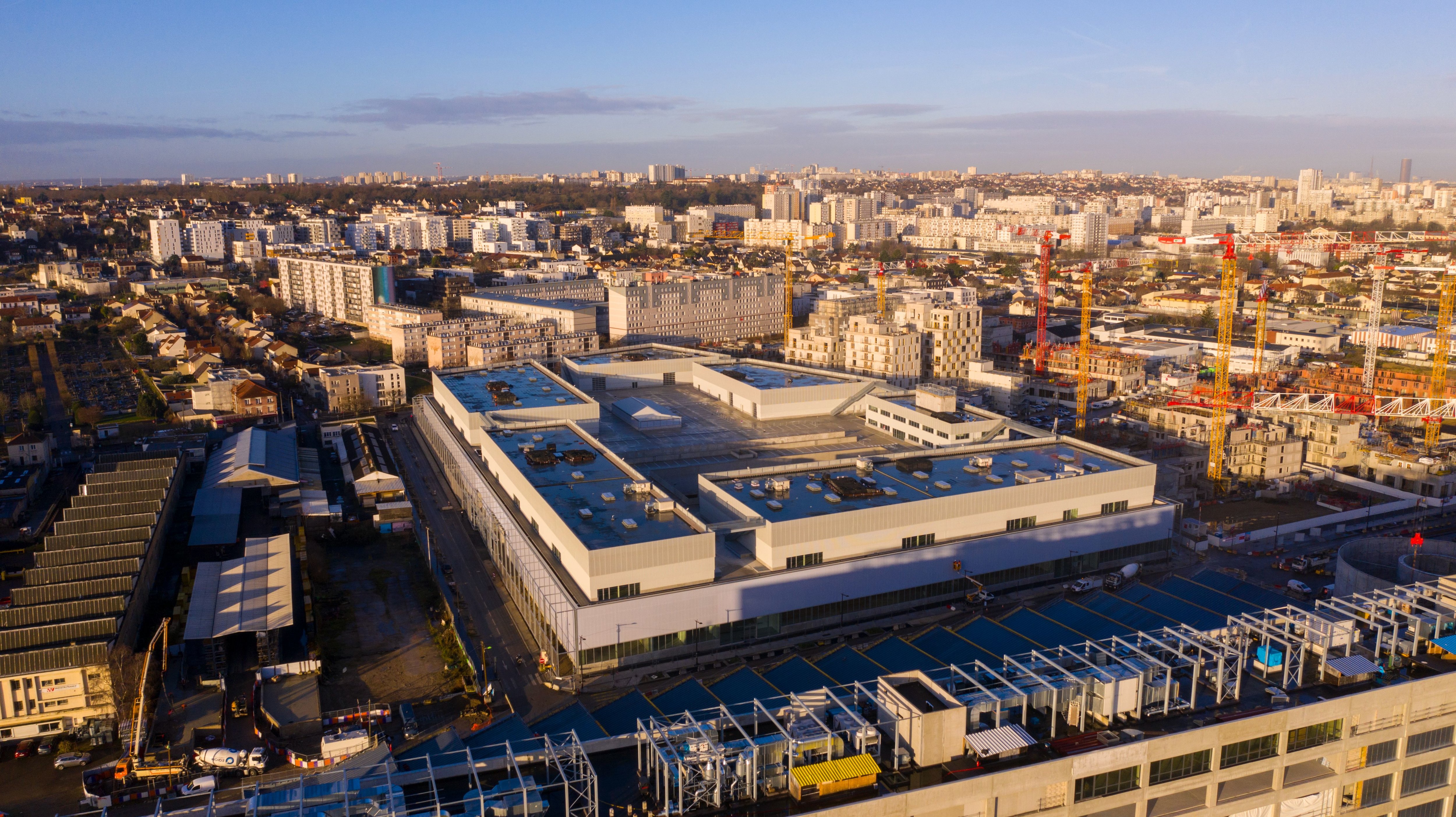 À Vitry-sur-Seine (Val-de-Marne), les terrasses de l'hôtel logistique des Ardoines accueilleront plus de 8 000 m2 d'agriculture urbaine. Sogaris Potion médiatique