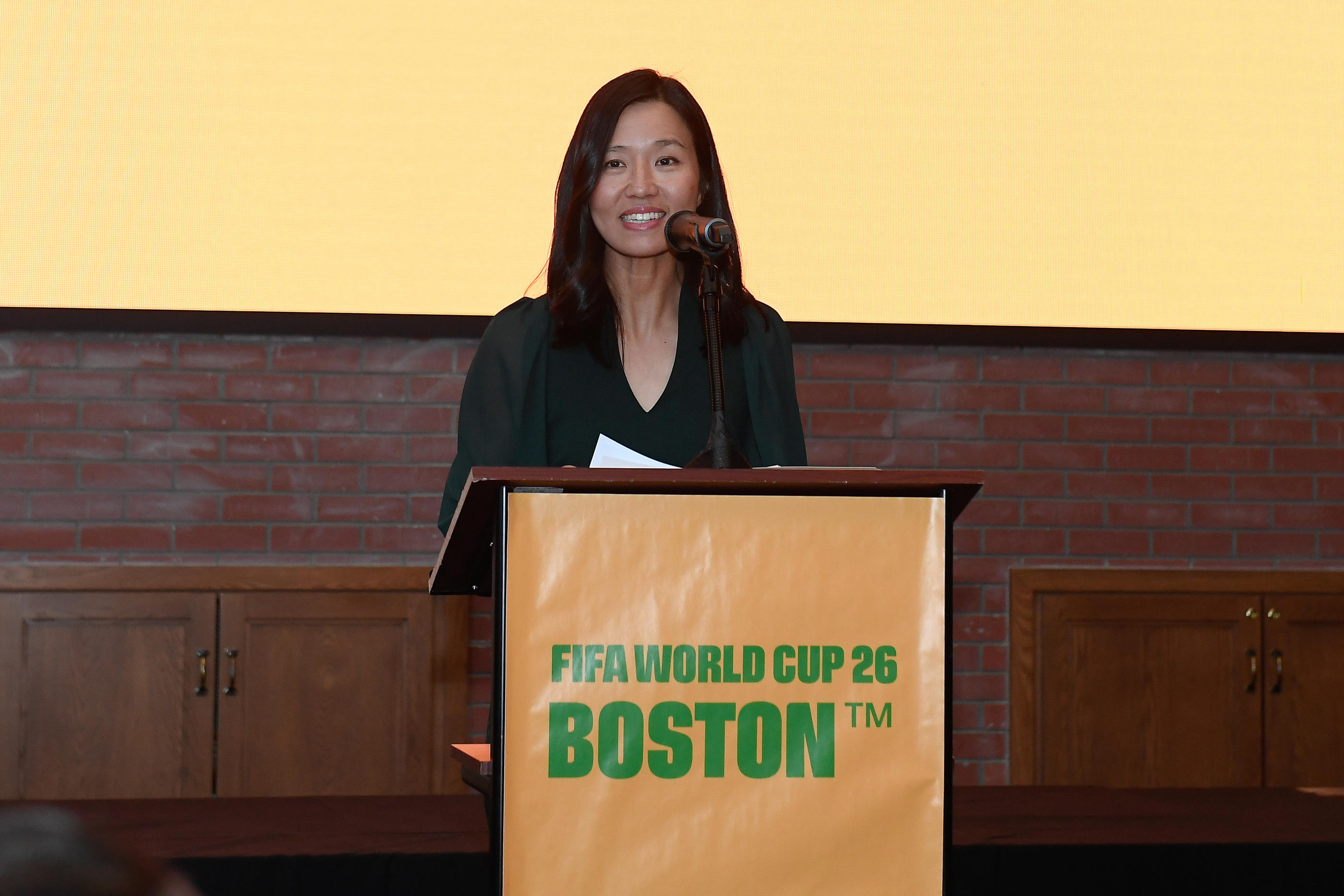 Michelle Wu, la maire de Boston fait face à une polémique.  Icon sport