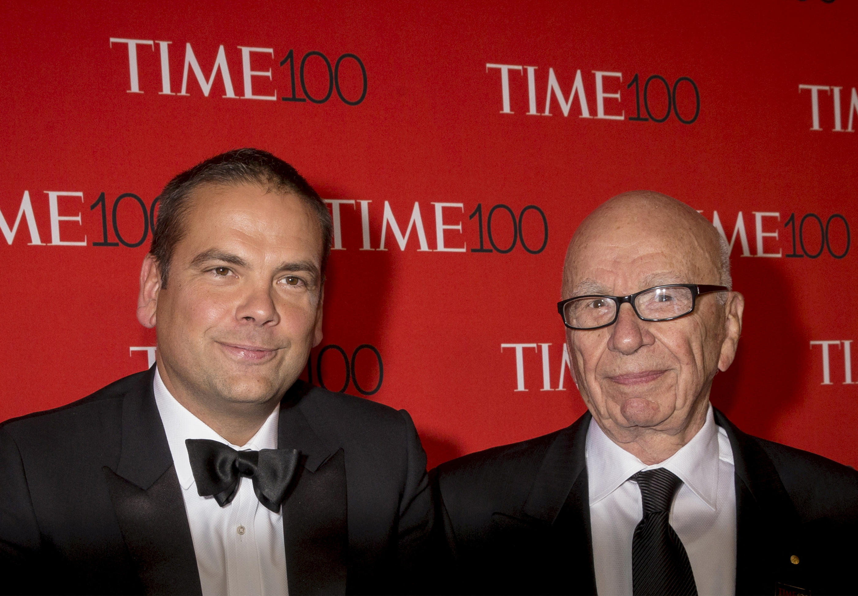 Rupert Murdoch et son fils, Lachlan Murdoch, au gala TIME 100, à New York. REUTERS/Brendan McDermid