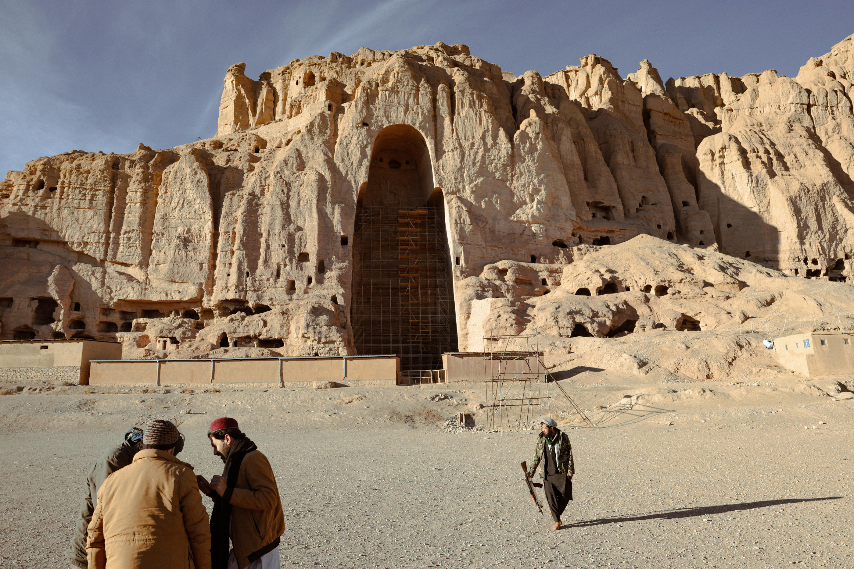 Bamiyan (Afghanistan), le 10 janvier. Les talibans sont chargés de la sécurité du site, classé Patrimoine mondial en péril par l'Unesco, plus de vingt ans après y avoir détruit des bouddhas géants en 2001. LP/Philippe de Poulpiquet