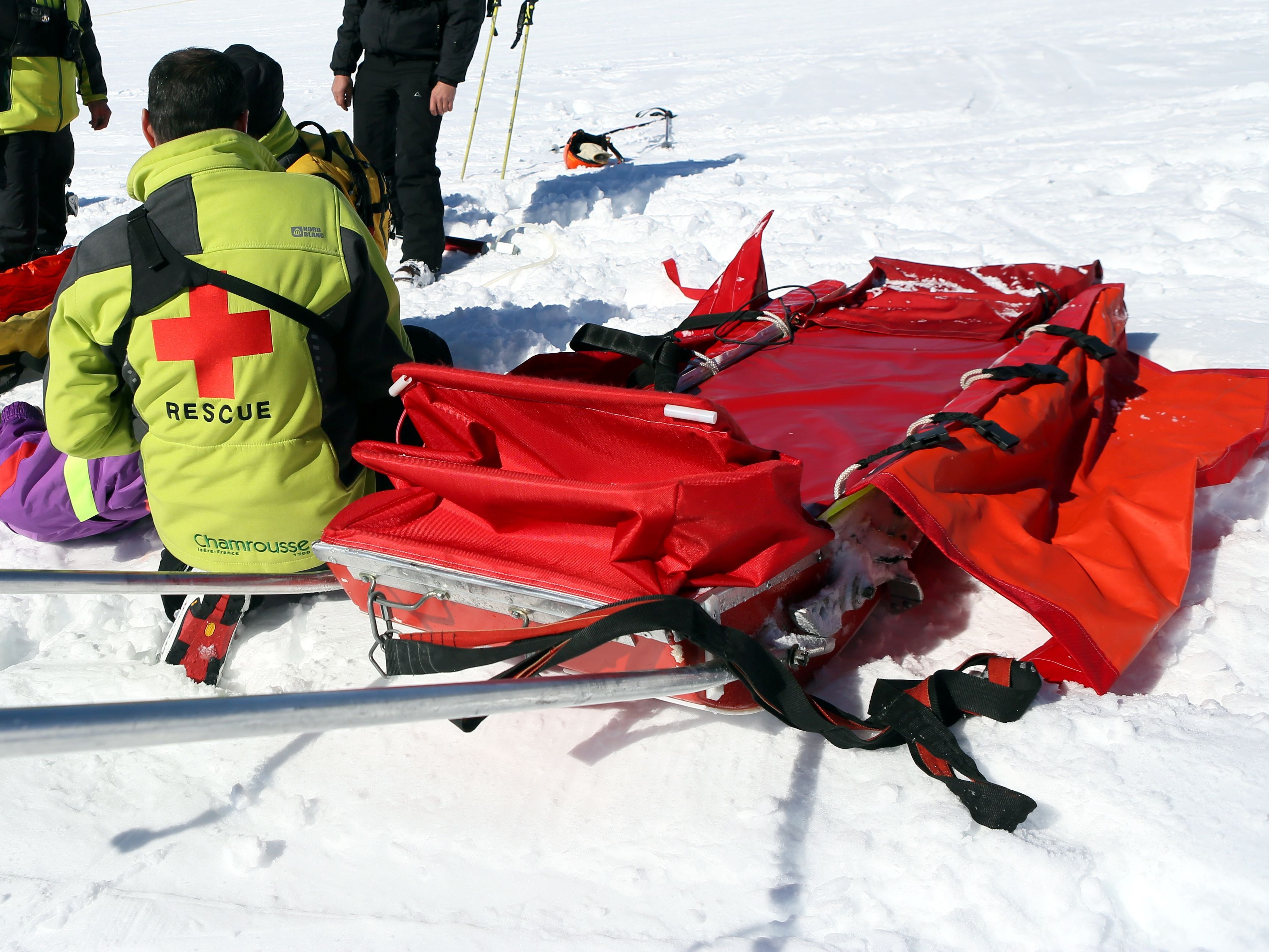 Haute-Savoie : mort de deux skieurs hors-piste piégés dans une avalanche -  Le Parisien