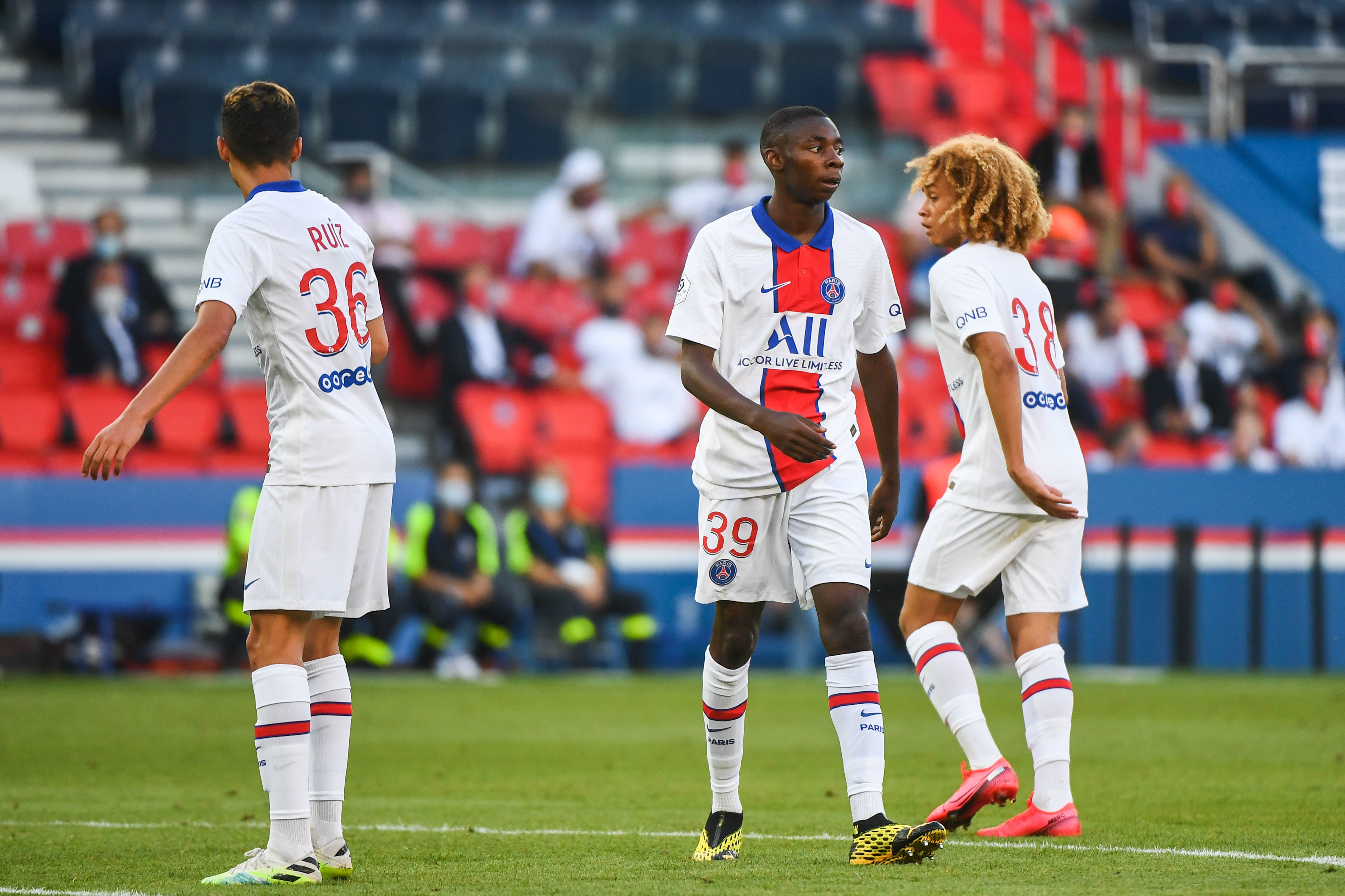 Kenny Nagera (au centre), ici sous le maillot du PSG lors du match amical face à Sochaux, en août 2020. Photo Icon Sport/Anthony Dibon