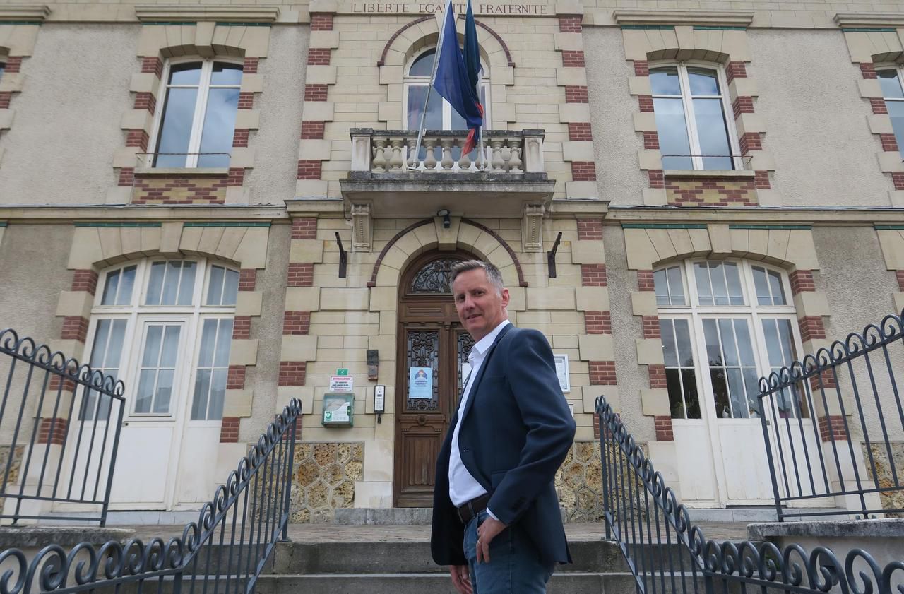 <b></b> Jouy-le-Moutier, lundi. Hervé Florczak prendra ses nouvelles fonctions ce vendredi soir lors du conseil municipal d’installation.