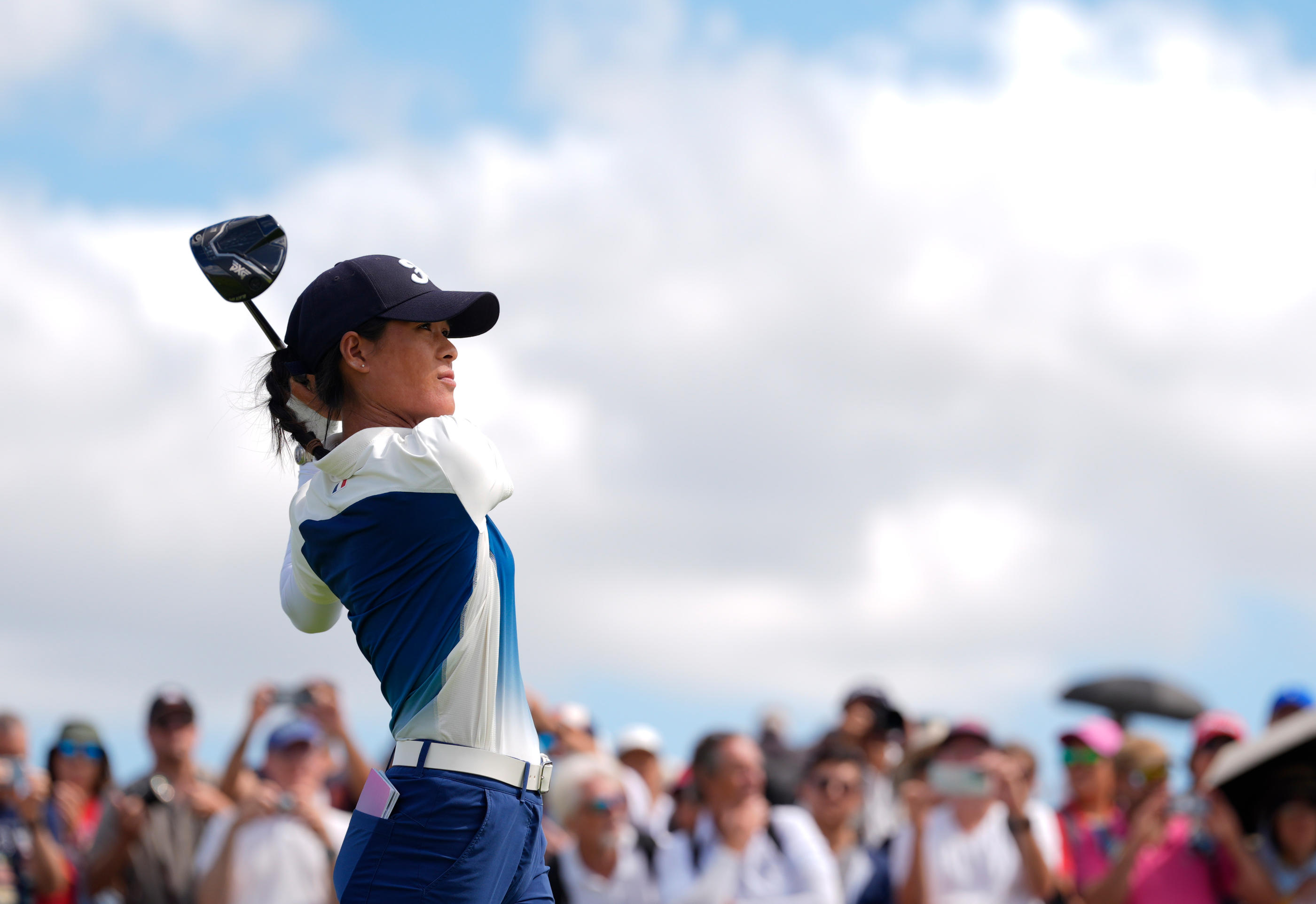 Saint-Quentin-en-Yvelines, mercredi 7 août 2024. La Française Céline Boutier achève le premier des quatre tours du tournoi féminin en tête. IconSport/Katie Goodale