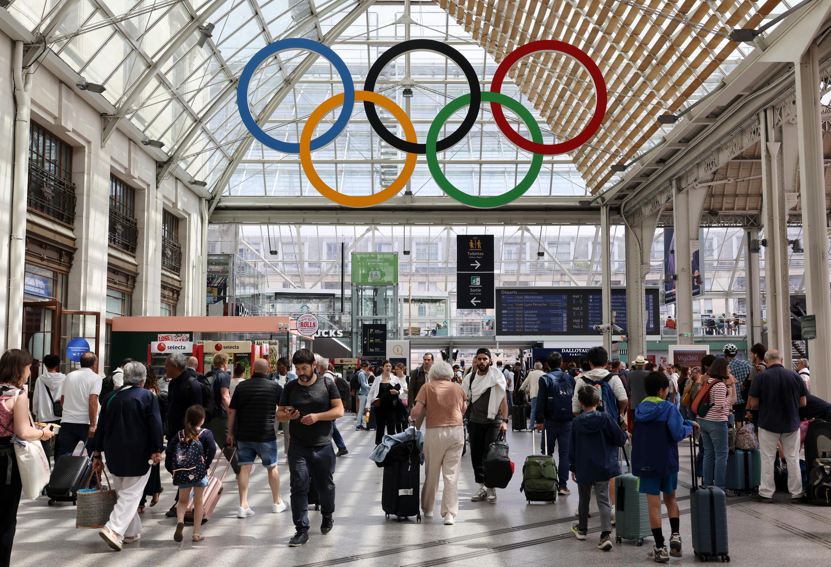 Gare de Lyon (XIIe). Le coût de la première prime, négociée en juin, est estimé à plus de 50 millions d’euros pour la SNCF. LP/Delphine Goldsztejn