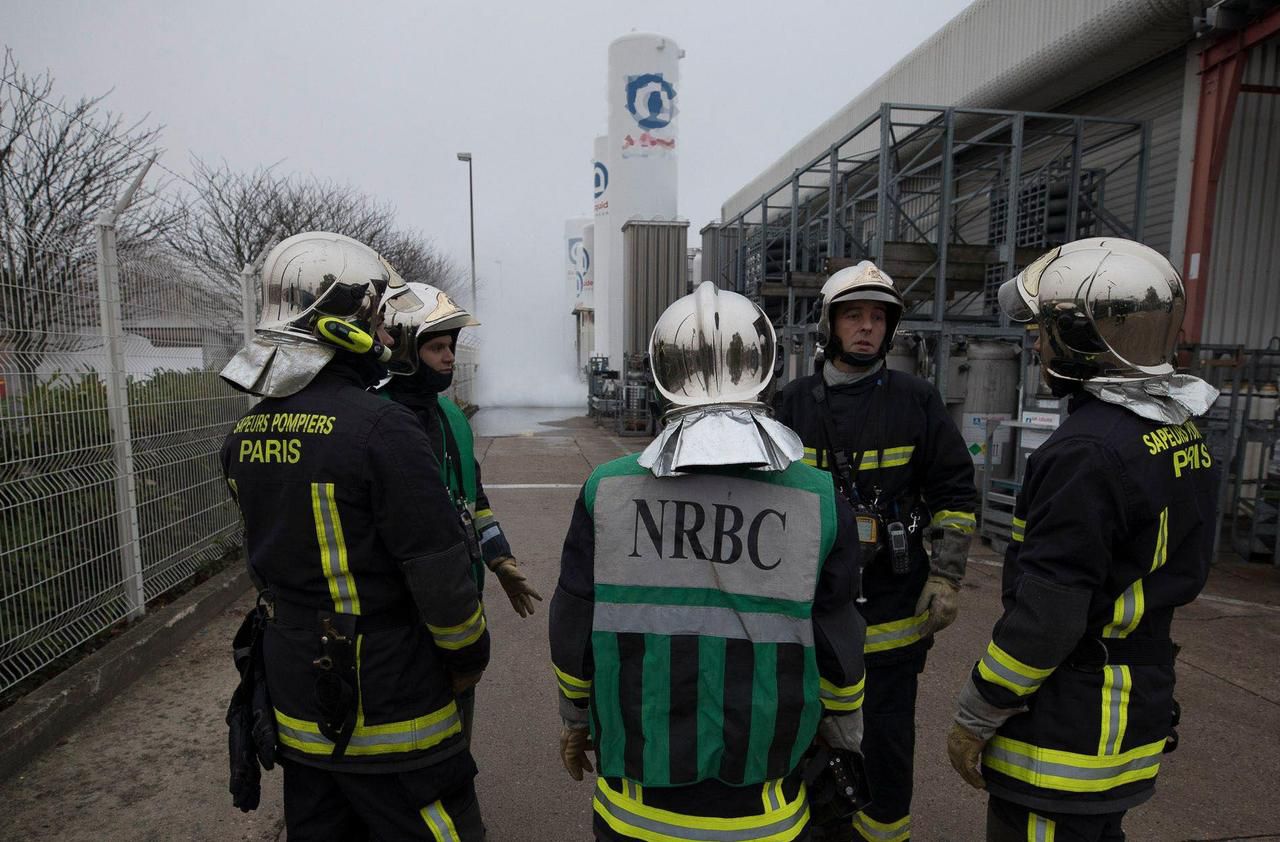 L'unité de la brigade des sapeurs pompiers de Paris spécialisés dans les risques chimiques sont intervenus dans l'appartement de Chevilly-Larue. BSSP/Mickaël Lefèvre