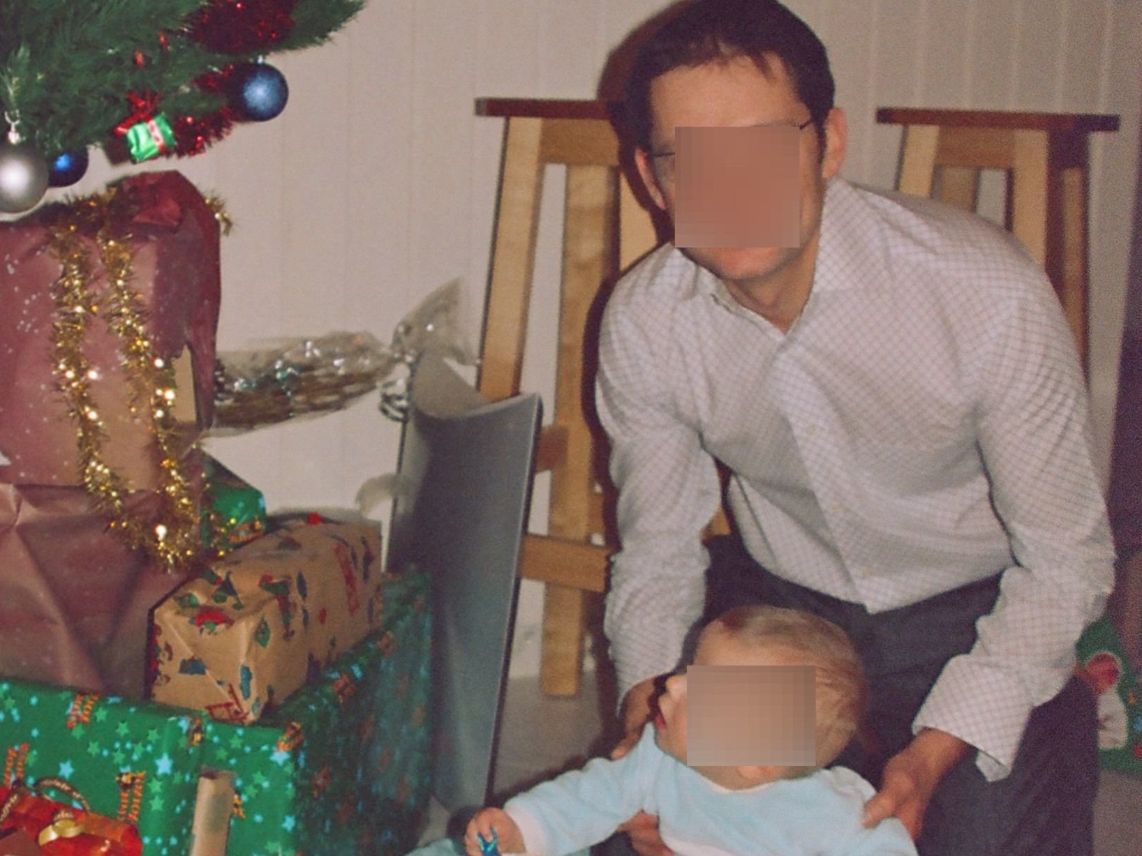 Les photos retrouvées à Tarbes (Hautes-Pyrénées) étaient celles d'un habitant d’Argelès-Gazost avec son fils, prises à Noël 2005. DR
