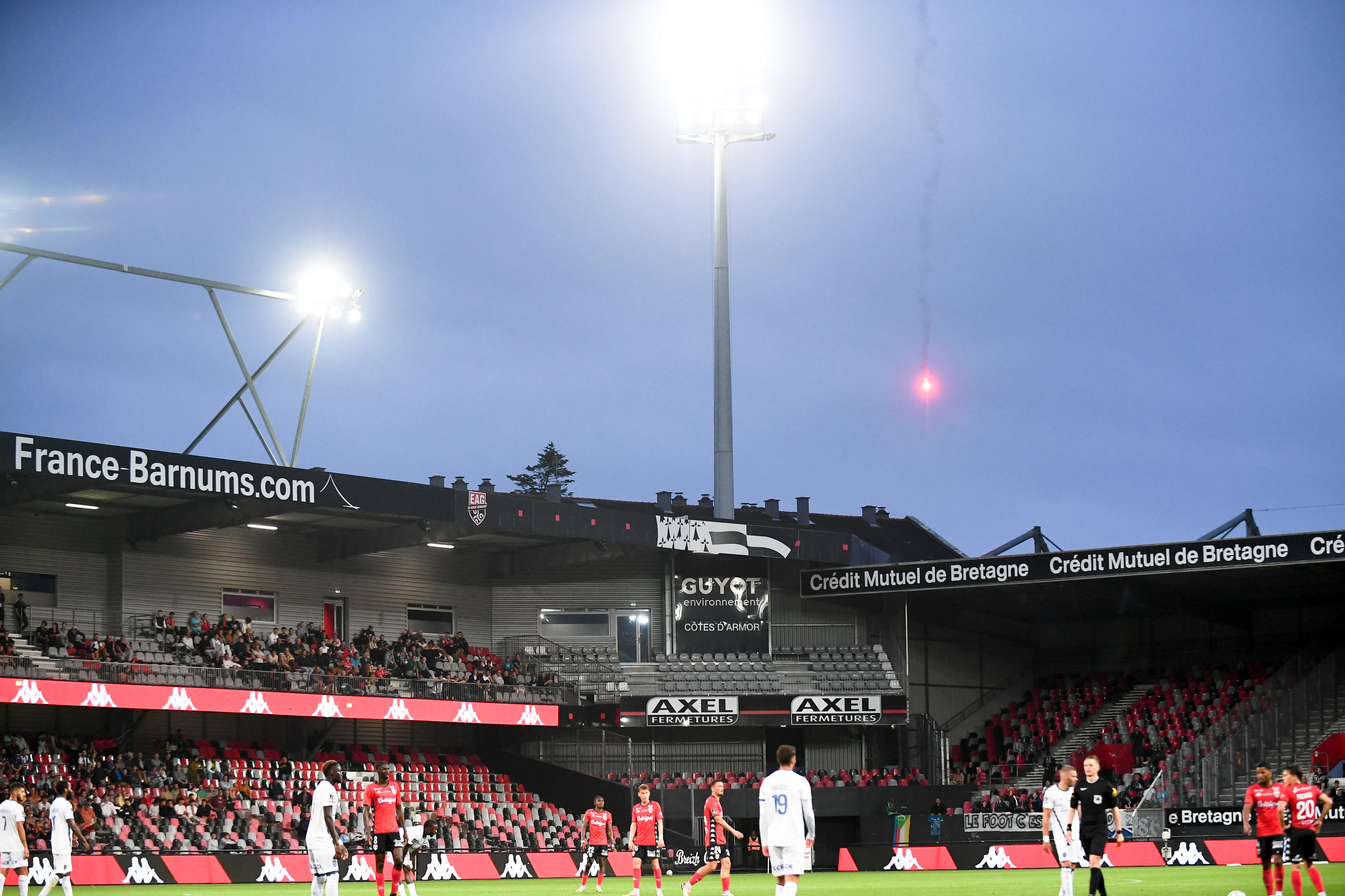 C'est au stade du Roudourou, à Guingamp, que les Brestois disputeront leurs matchs européens cette saison. Philippe Lecoeur/FEP/Icon Sport