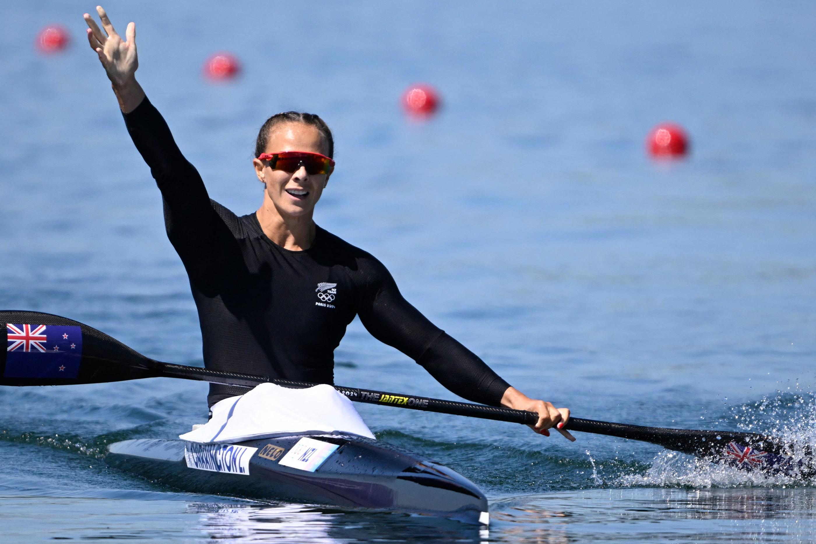 Vaires-sur-Marne, samedi 10 août. Lisa Carrington a remporté son huitième titre olympique en sprint individuel en kayak monoplace. AFP/Olivier Morin