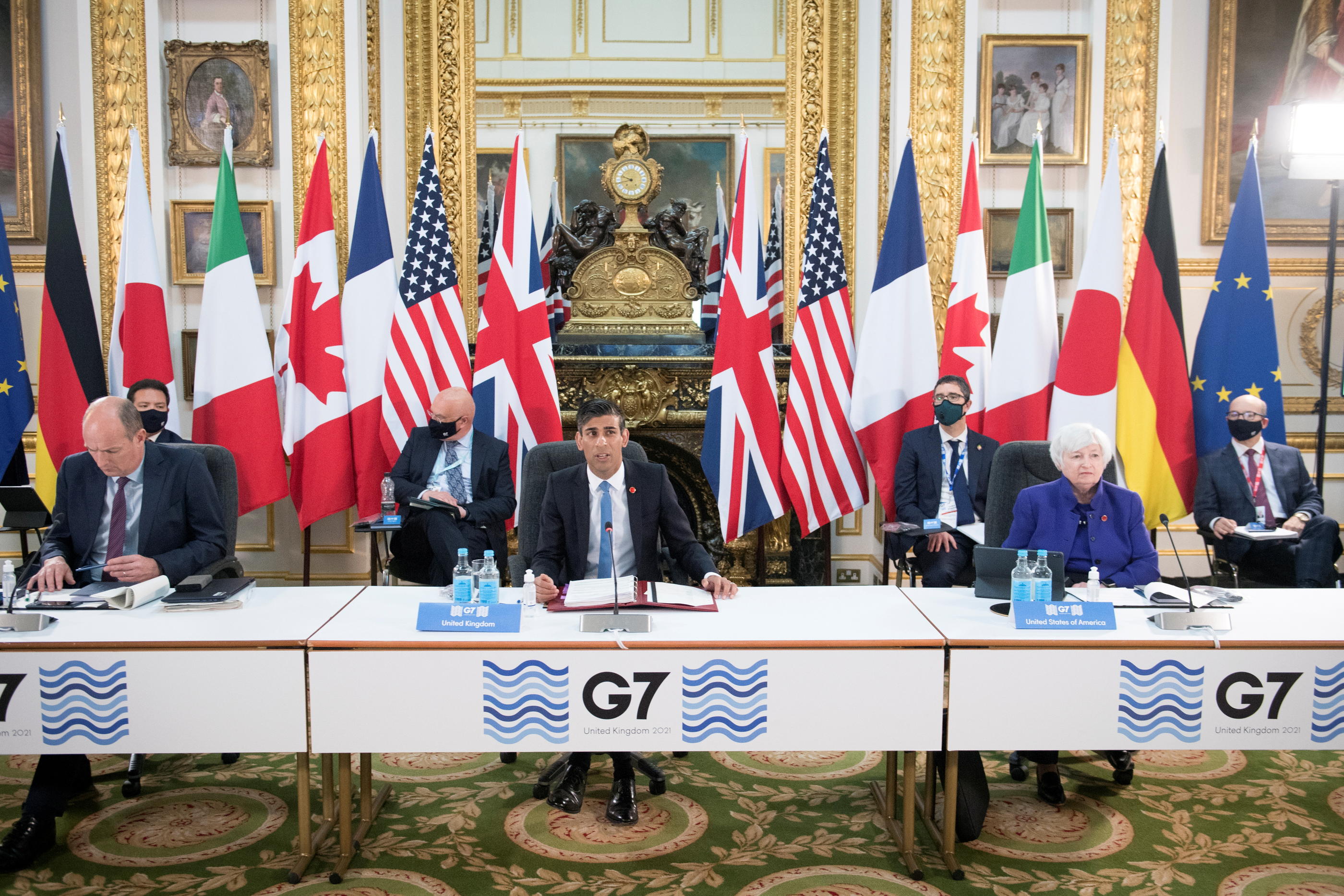 Le chancelier de l'Échiquier britannique Rishi Sunak s'exprime lors d'une réunion des ministres des Finances des pays du G7, à Lancaster House à Londres, le 4 juin 2021. REUTERS/Stefan Rousseau