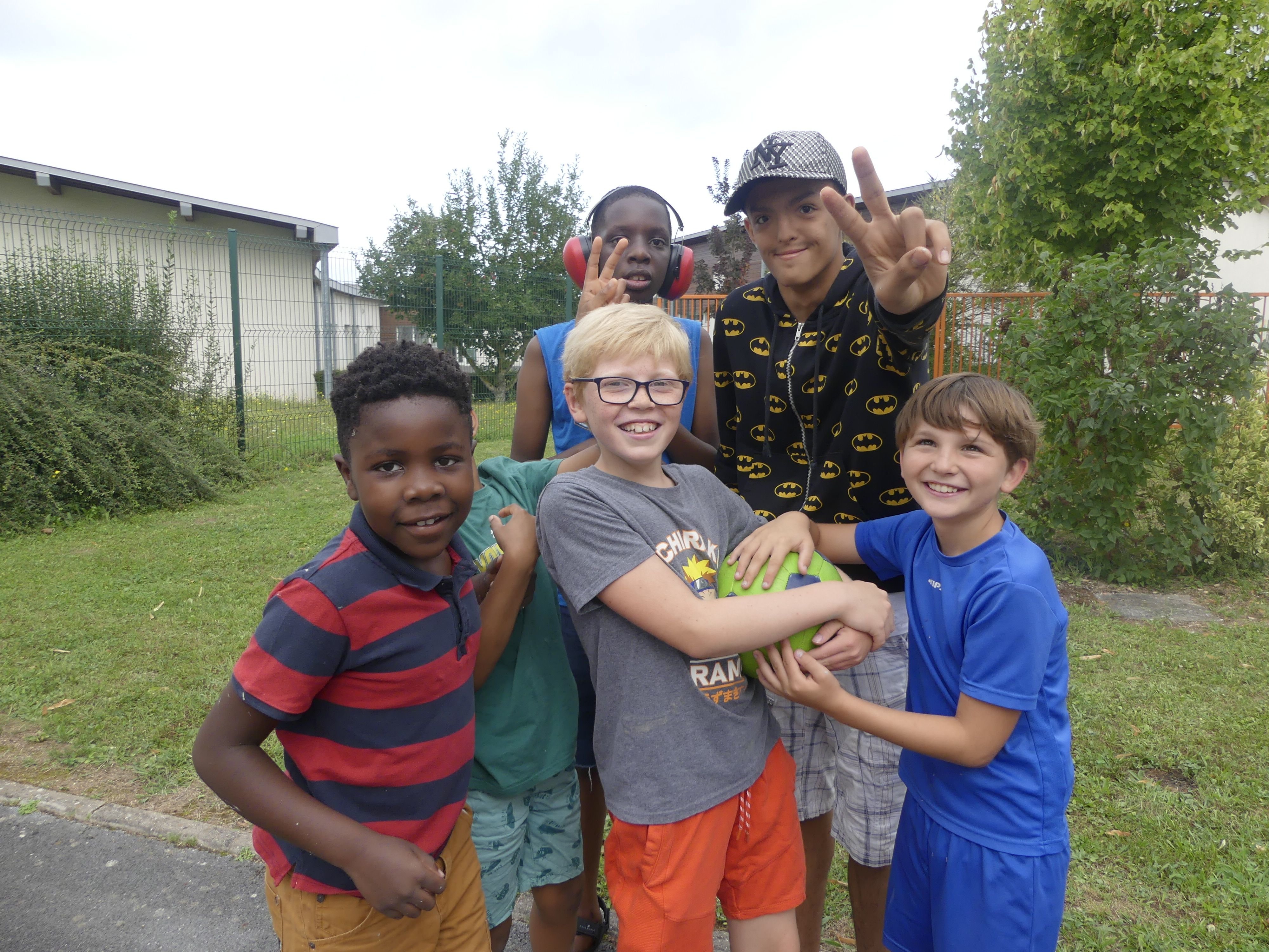 A Reims, les jeunes du milieu ordinaire sont invités à passer l'été avec des enfants handicapés. Papillons Blancs en Champagne