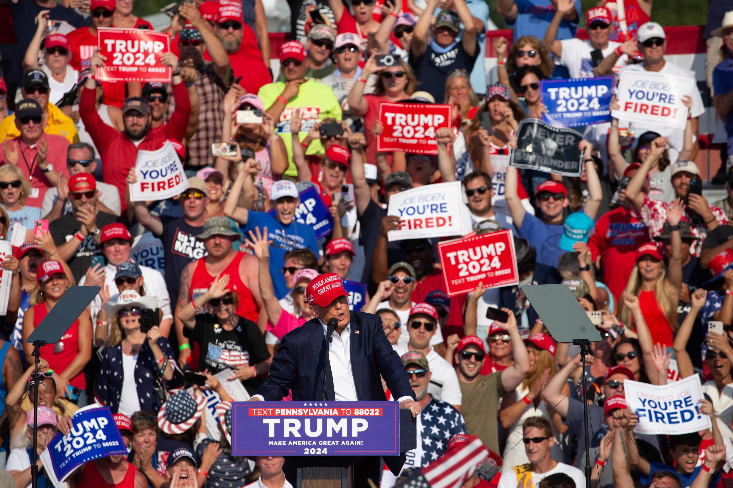 Pour l'historienne Maya Kandel, «Donald Trump sait instinctivement mettre en scène le personnage qu’il n’a cessé de peaufiner, avec lequel il ne fait plus qu’un». AFP/Rebecca Droke