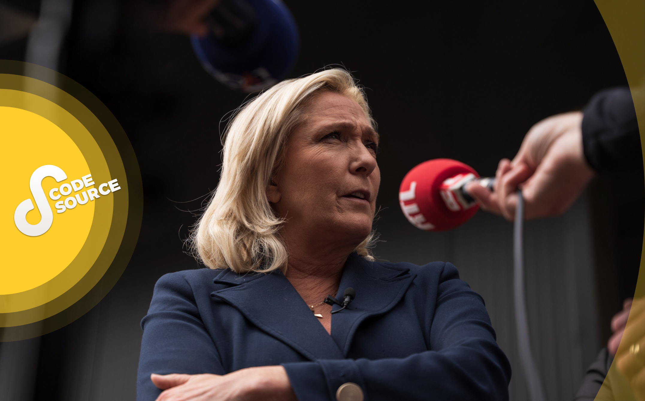 Marine Le Pen visite une scierie en Isère, le 21 septembre 2021. LP/Thomas Pueyo
