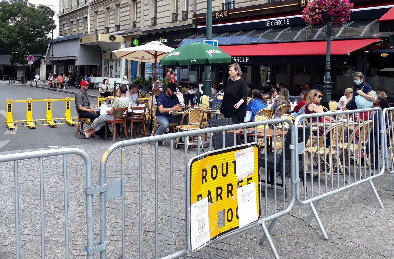 <b></b> Asnières, le 11 juillet 2020. La ville expérimente la piétonisation de la rue de la Station, tous les samedis et dimanches jusqu’au 20 septembre.