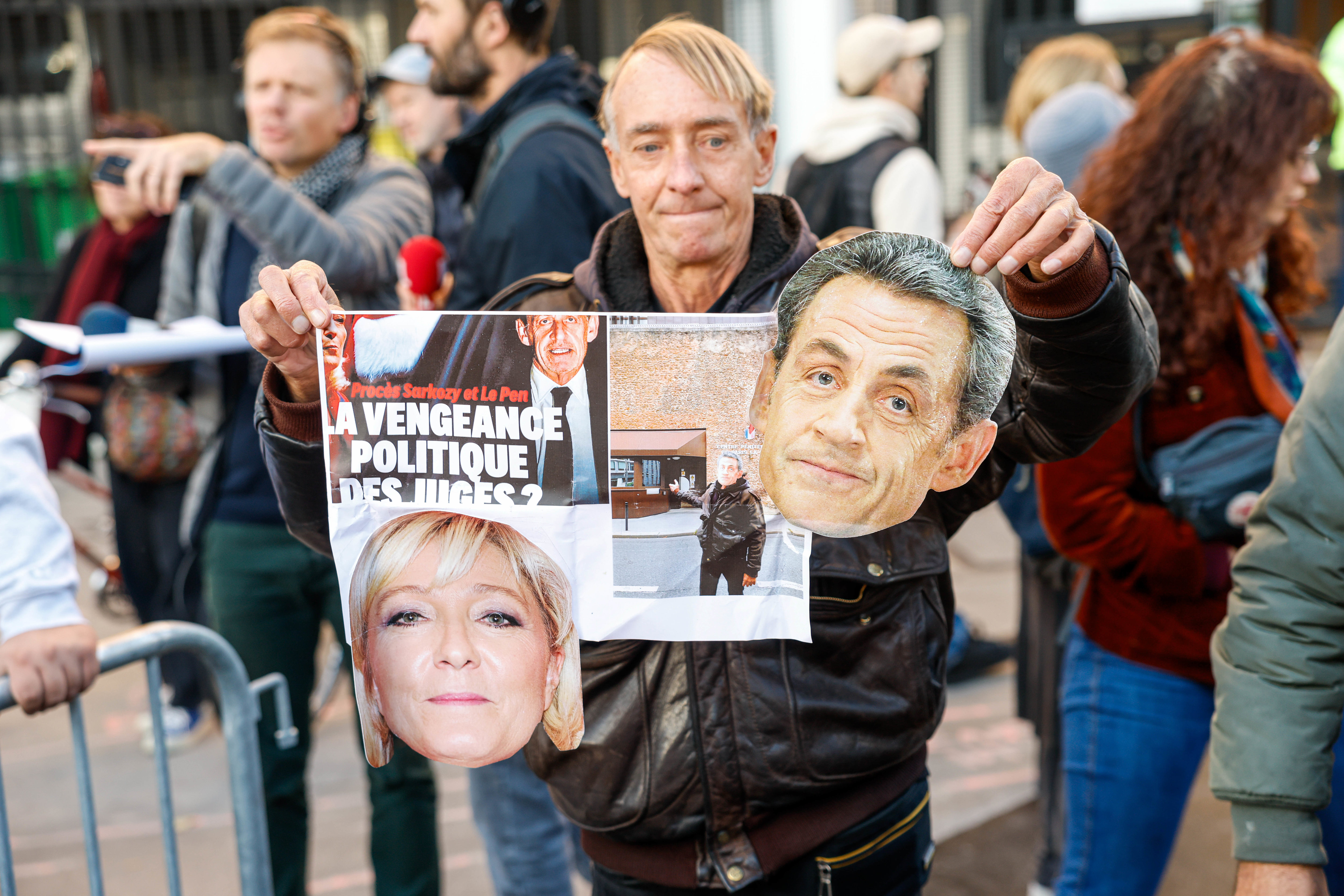 Nicolas Sarkozy bị giam ở nhà tù La Santé: những hình ảnh về một thời khắc lịch sử - Le Parisien