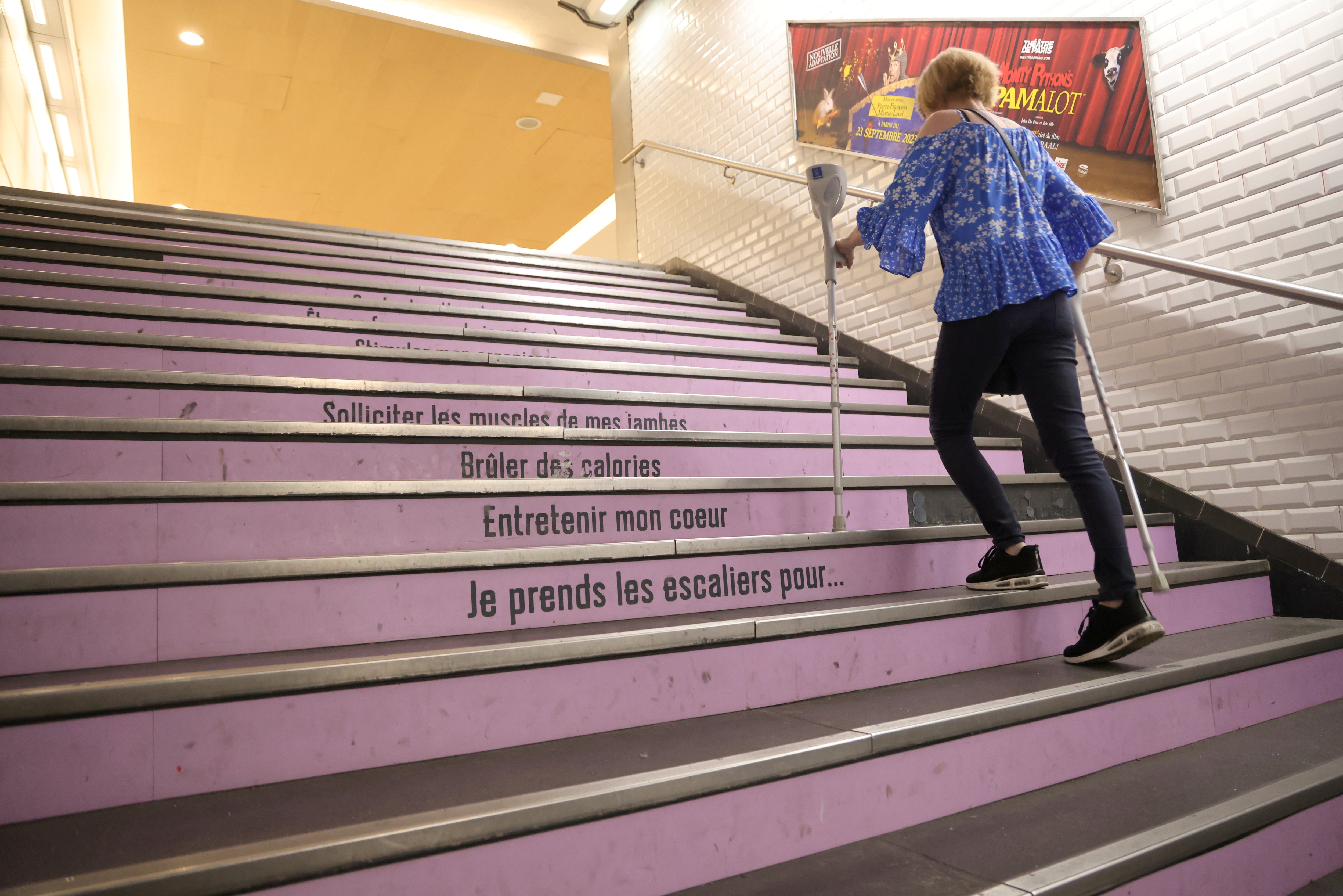 Escalators en panne ou inexistants, pas d'ascenseur... Dans les transports en commun, Aline rencontre de nombreuses difficultés. LP/Philippe Lavieille