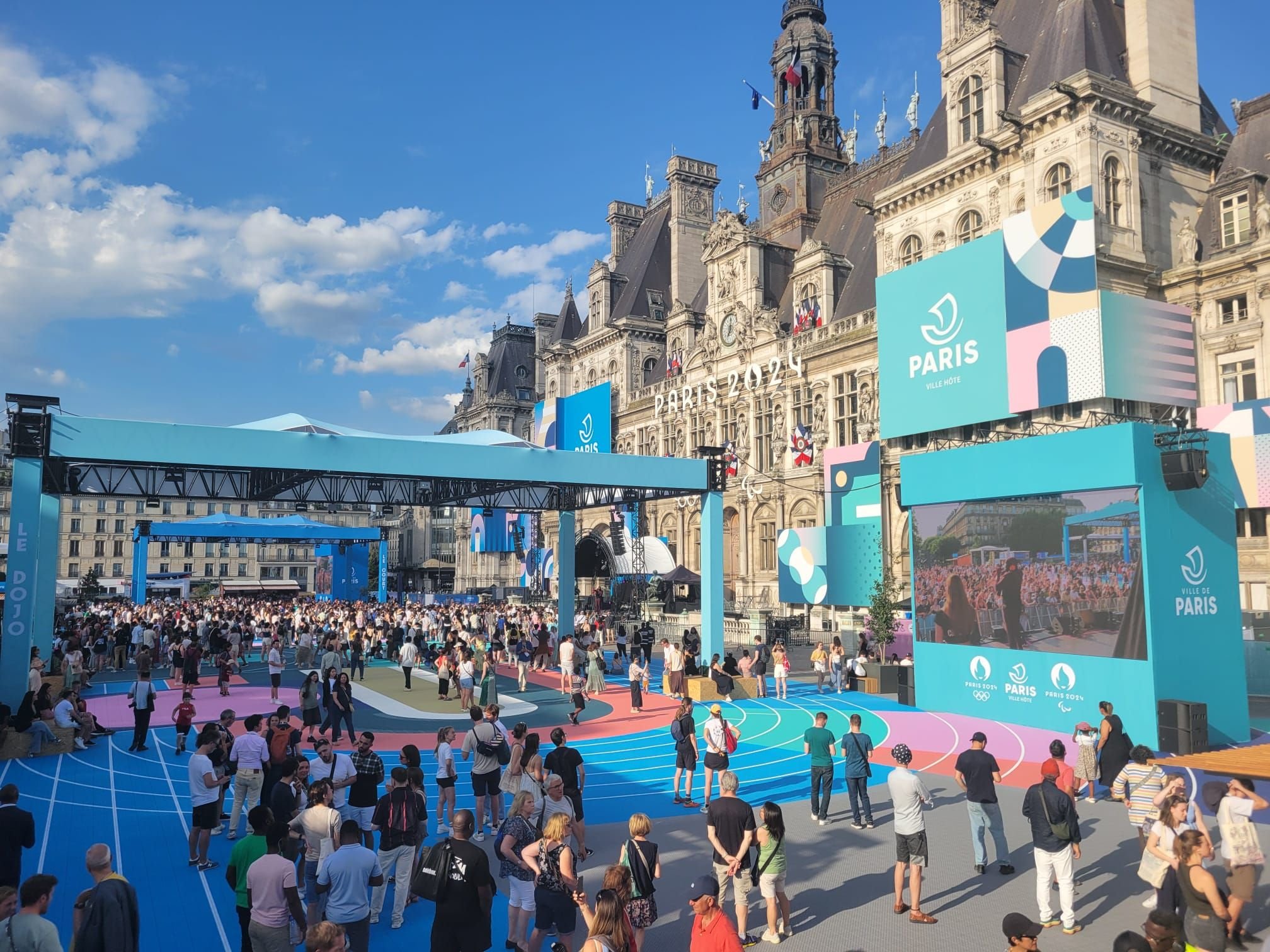 Jusqu'à 12 000 personnes sont attendues pour l'ouverture de la Terrasse des Jeux, ce samedi 20 juillet. hlotel de Ville
