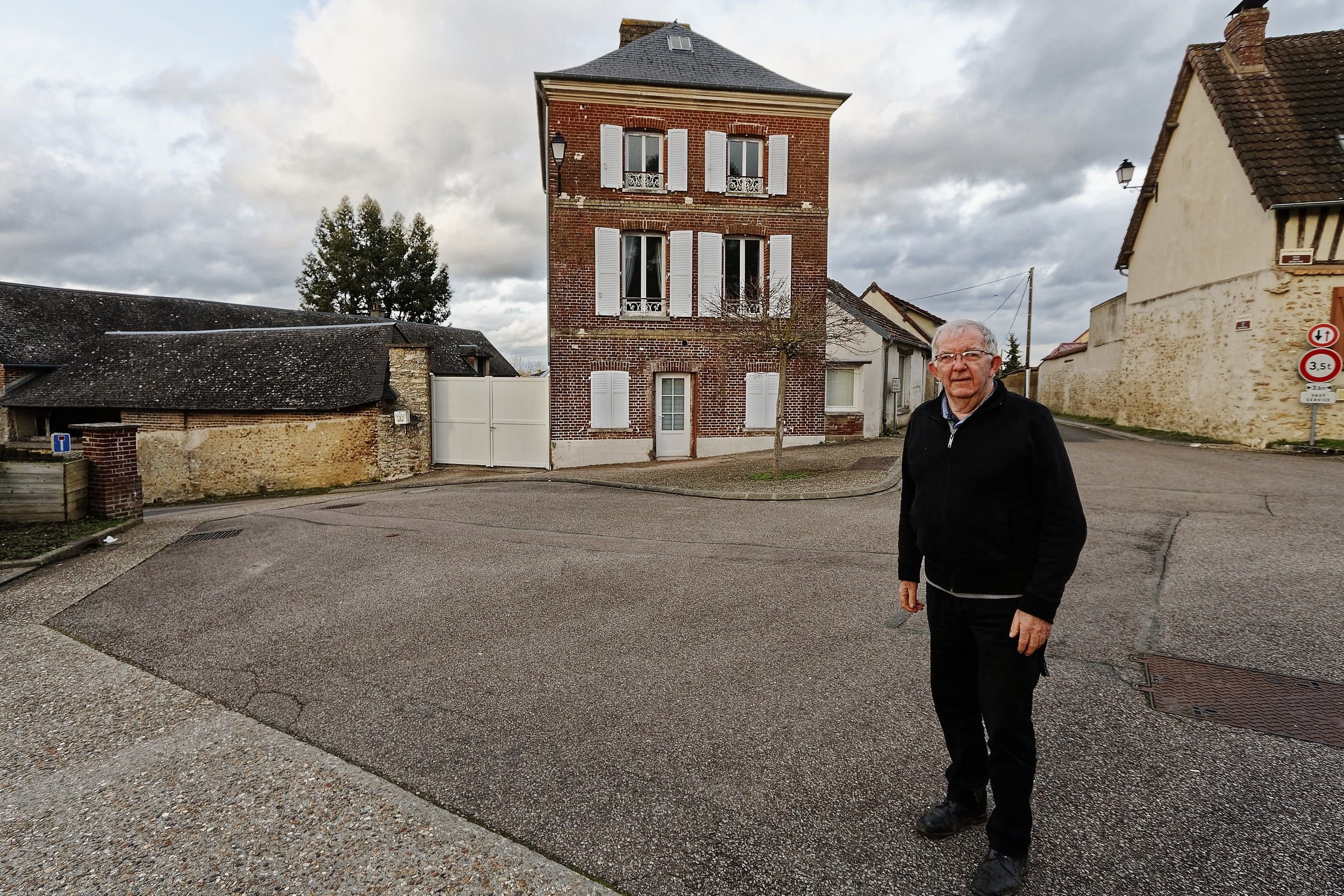 Saint-Aubin-sur-Gaillon (Eure). Philippe Doom ne manque pas de projets pour redynamiser son centre-ville. #PRESSE30