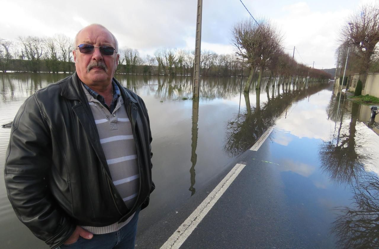 <b></b> Vaux-le-Pénil, 26 janvier. Alain Laville venait juste de terminer ses peintures chez lui promenade de Vaux après l’inondation de juin 2016. Et sa maison est à nouveau inondée.