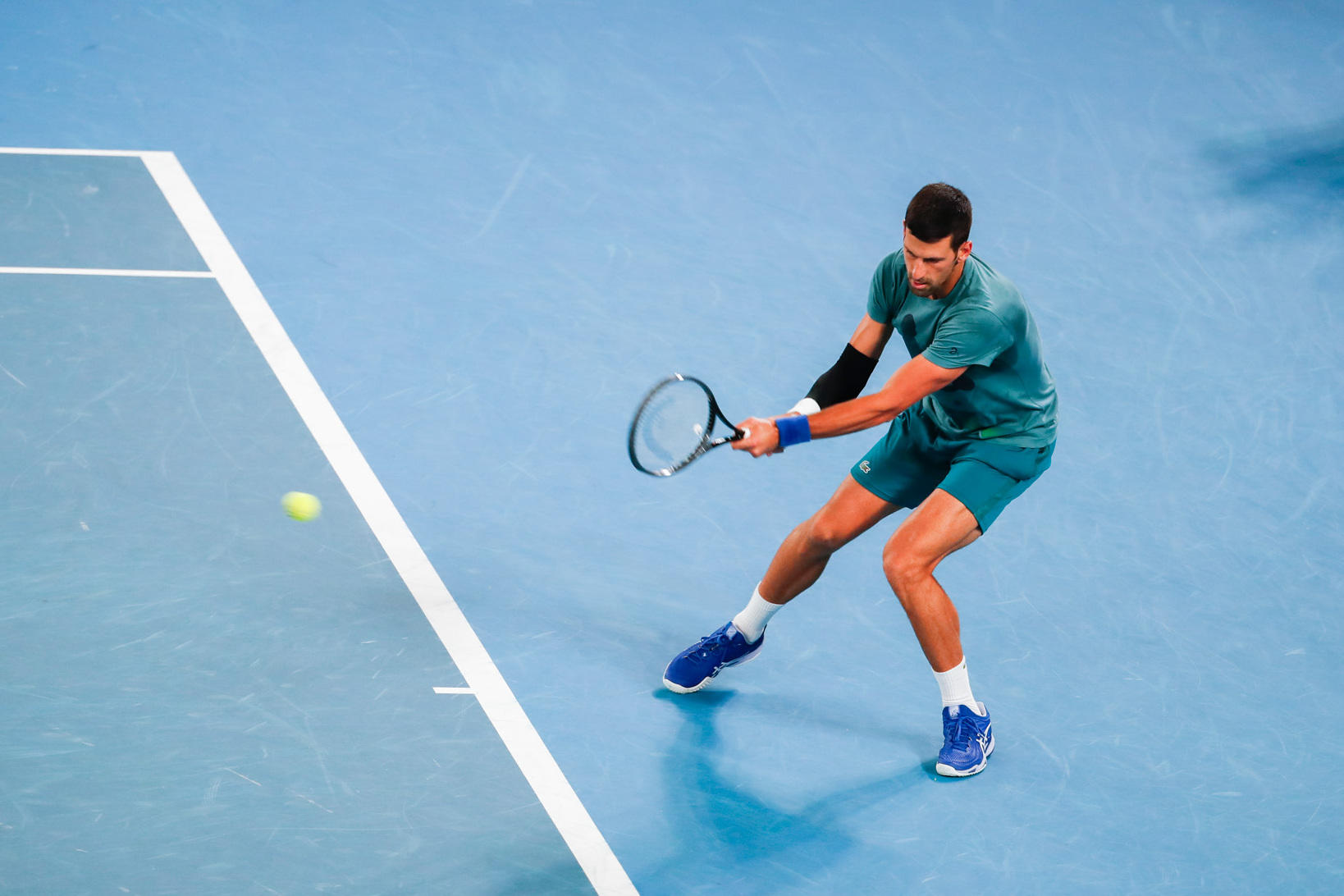 Novak Djokovic a plusieurs objectifs pour 2024 : remporter des titres du Grand Chelem, conserver sa place de numéro un mondial et briller aux Jeux olympiques. Icon Sport/Hu Jingchen