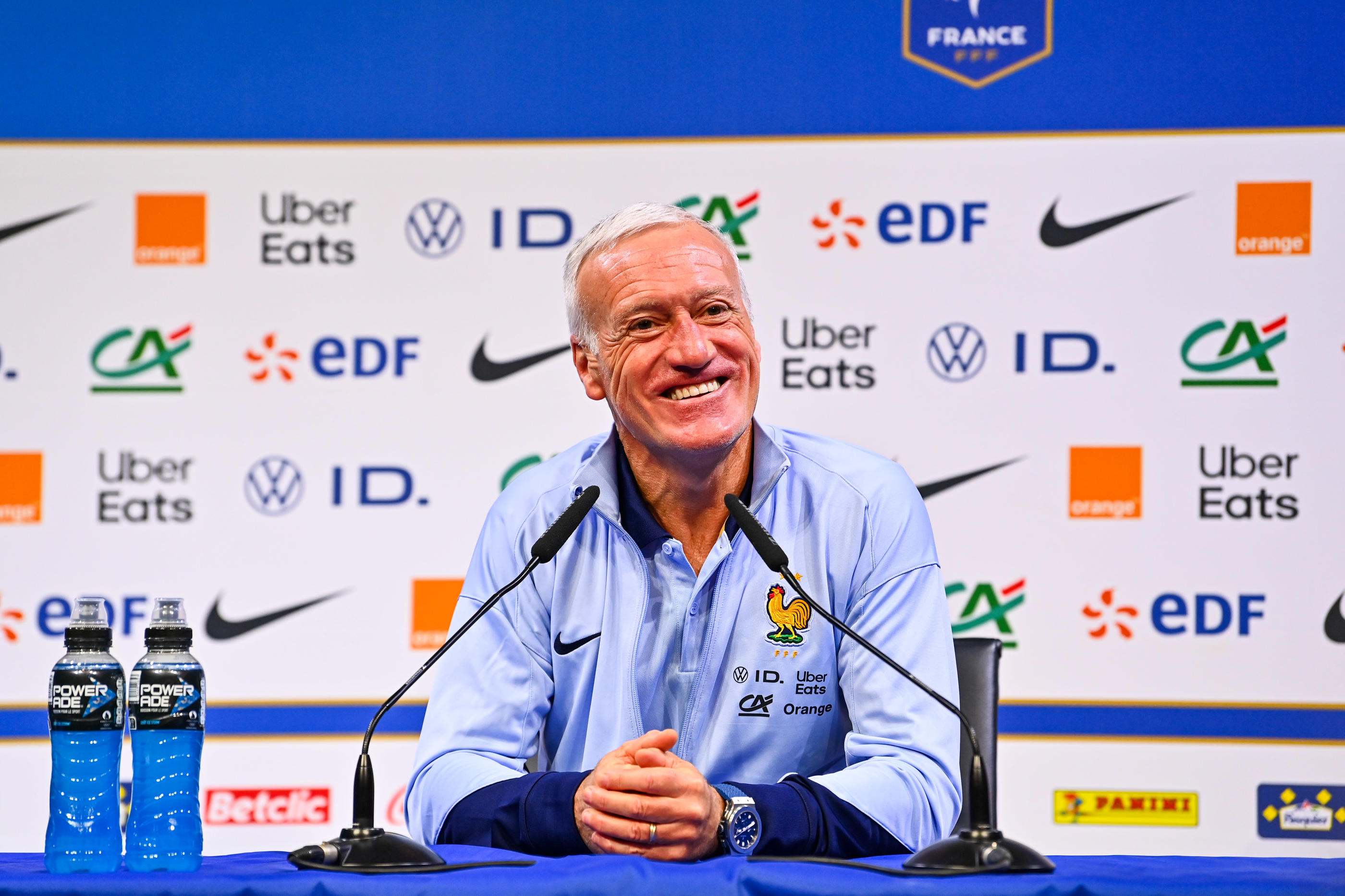 Didier Deschamps est apparu souriant au premier jour du rassemblement des Bleus. Icon Sport