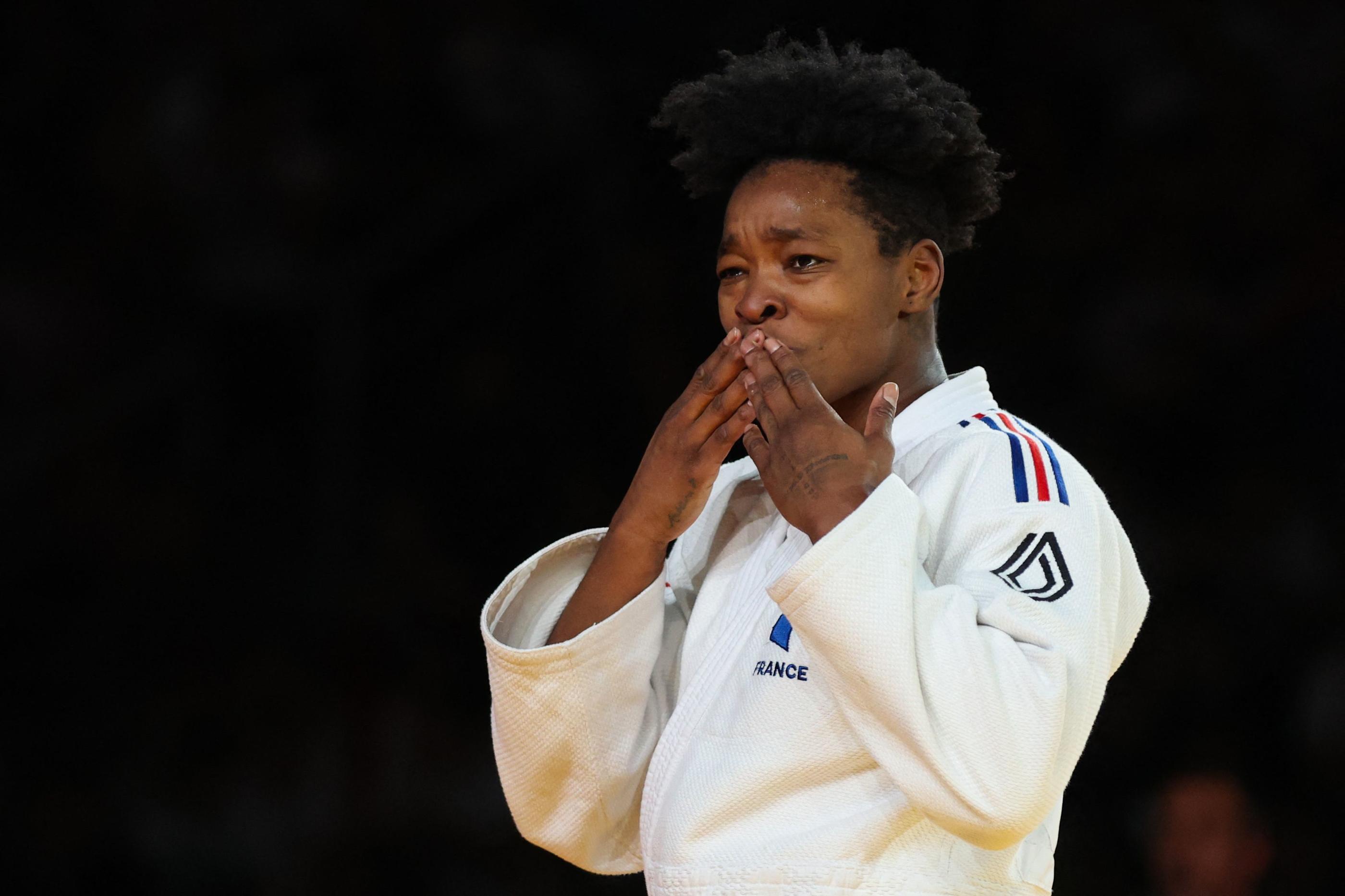 L'émotion d'Audrey Tcheuméo, sacrée championne d'Europe de judo pour la cinquième fois ce samedi. (Photo by Damir SENCAR / AFP)