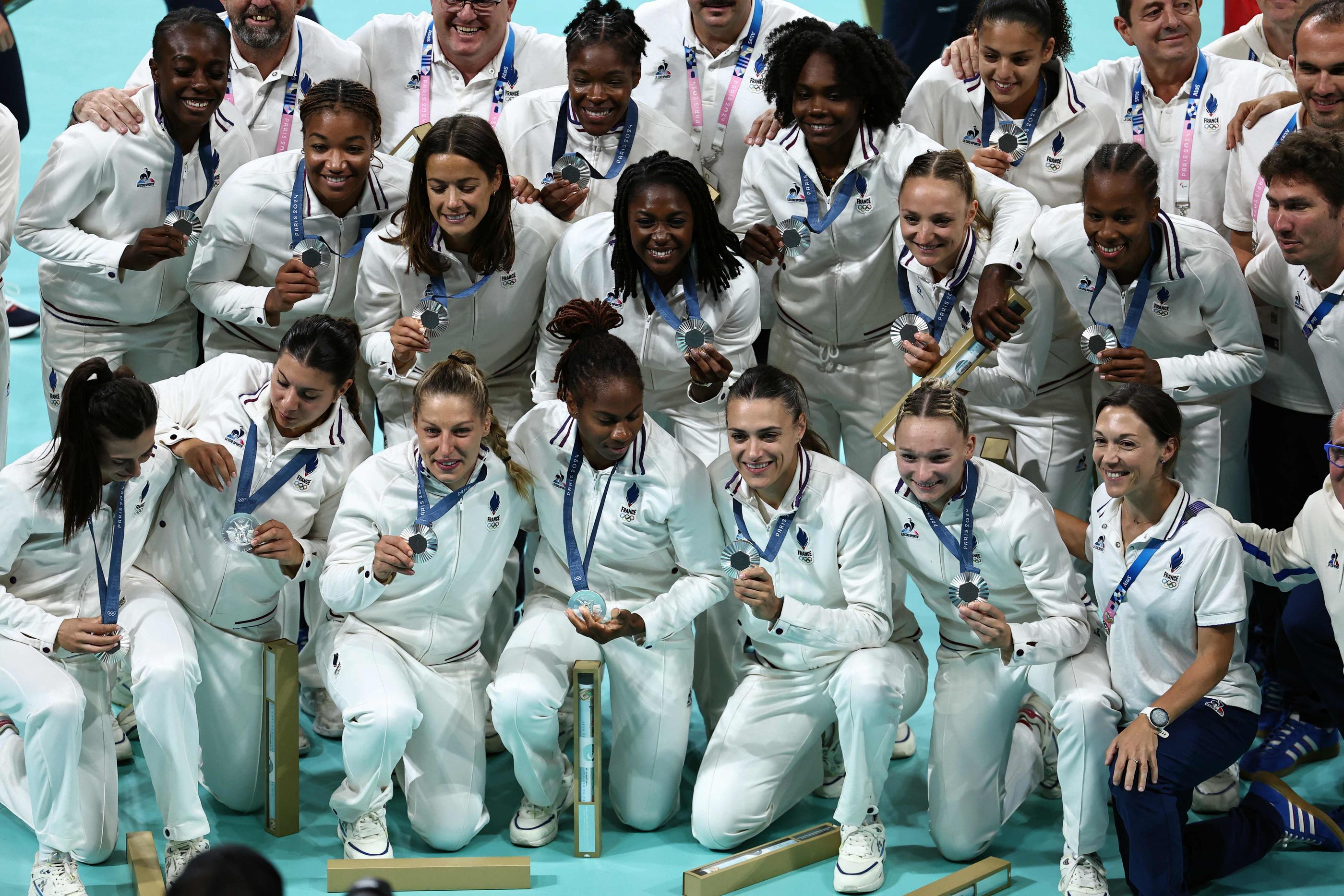 Les Françaises ont remporté une belle médaille d'argent, battues en finale par les Norvégiennes. AFP/Sameer Al-Doumy