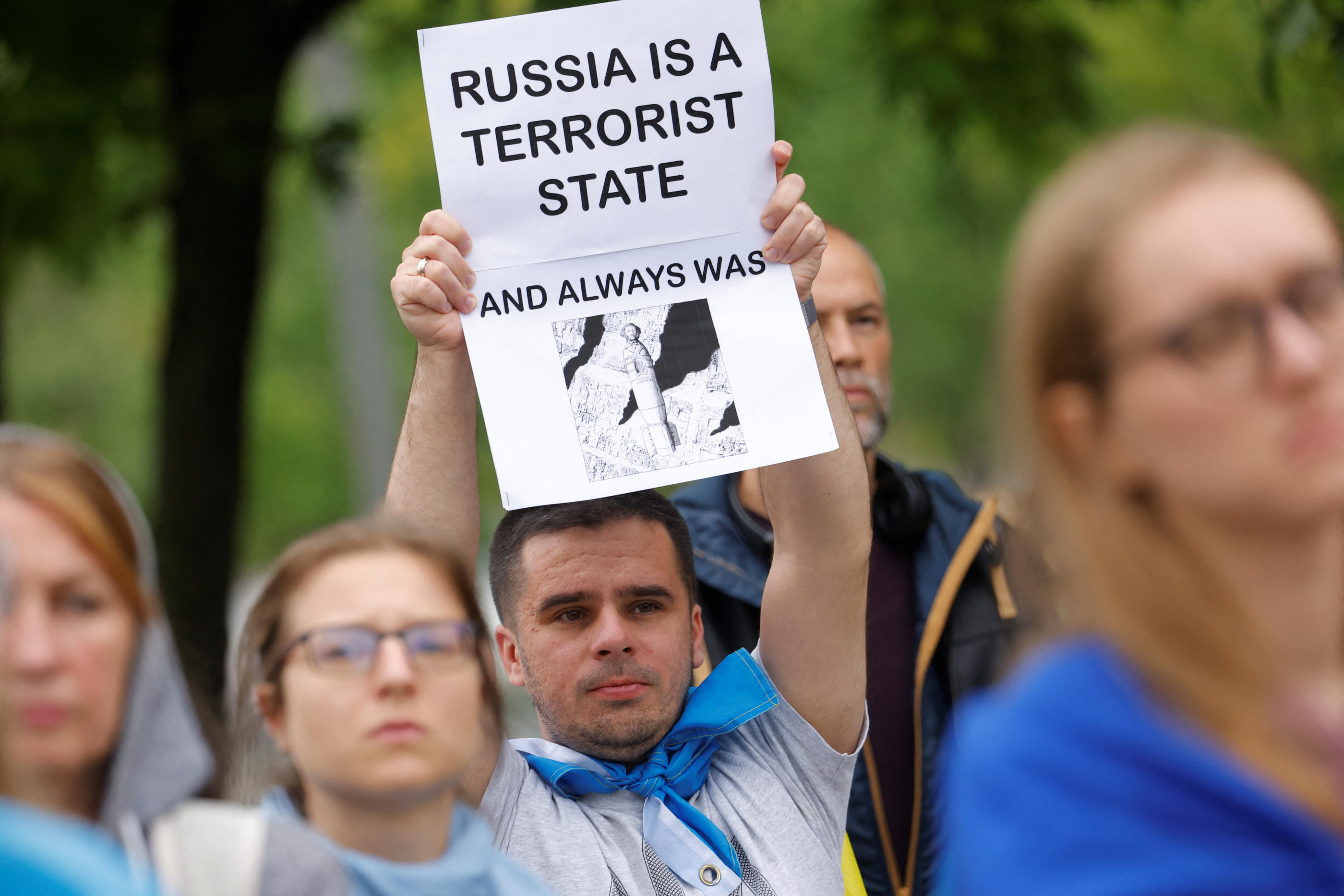 Les Européens et les Américains ne mollissent pas pour l’instant dans leur aide militaire à Kiev. .  REUTERS/Michele Tantussi