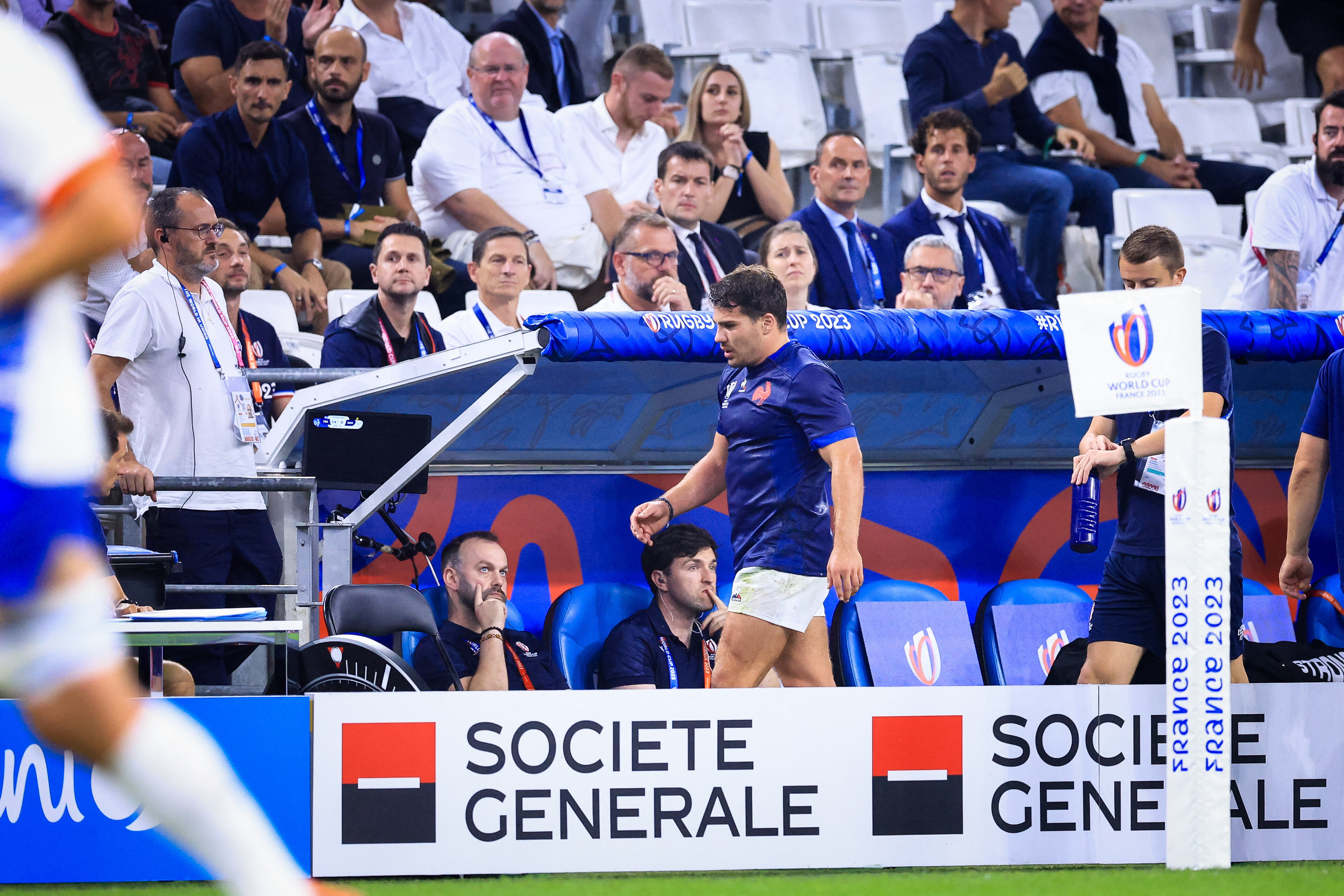 L'inquiétude a gagné les rangs du XV de France et de son staff dès la sortie sur blessure d'Antoine Dupont, jeudi soir à Marseille. Icon Sport/Baptiste Paquot/ABACAPRESS.COM