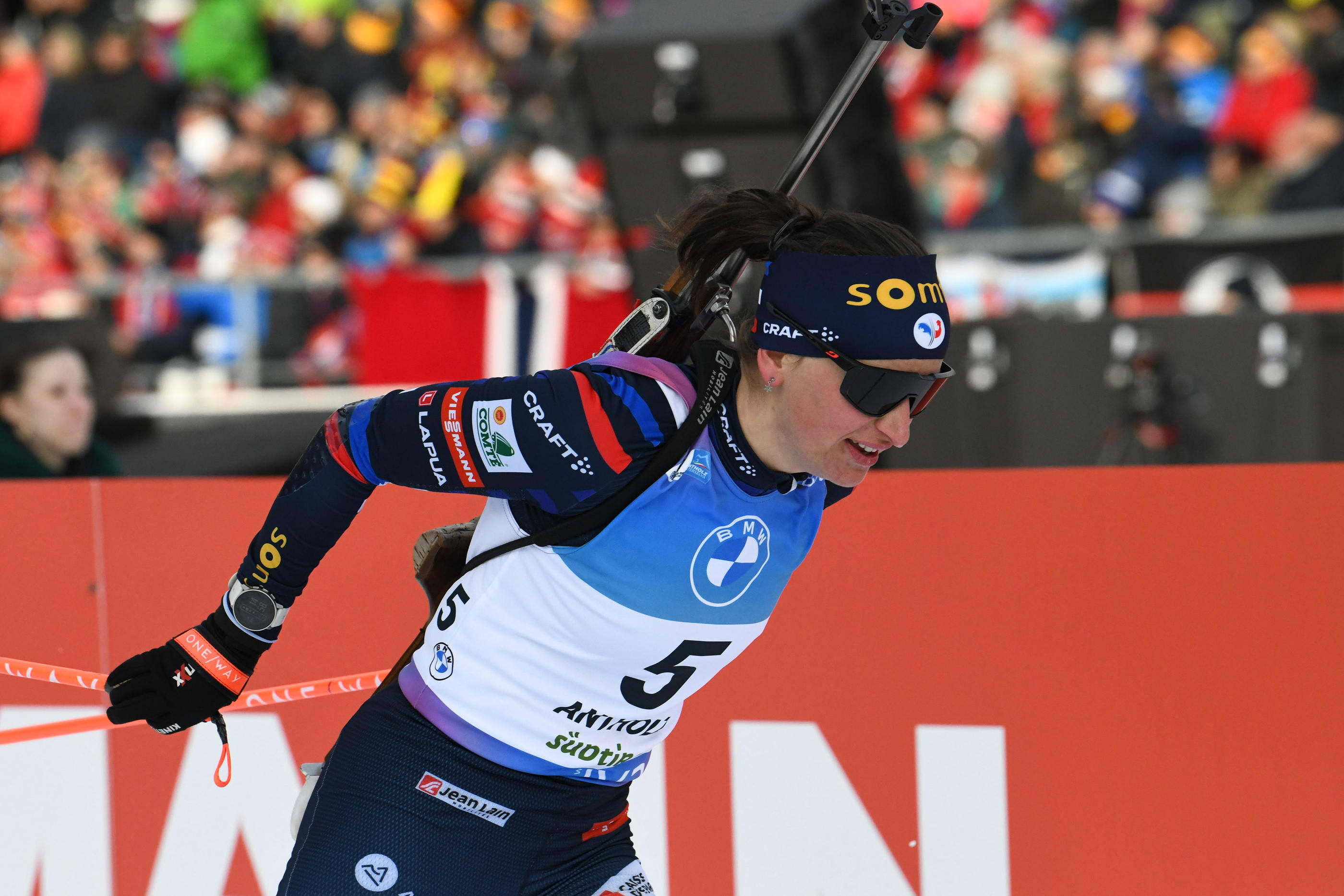 La Française Julia Simon a déjà rapporté trois médailles d'or aux tricolores lors des Mondiaux de biathlon, en République tchèque. Icon Sport