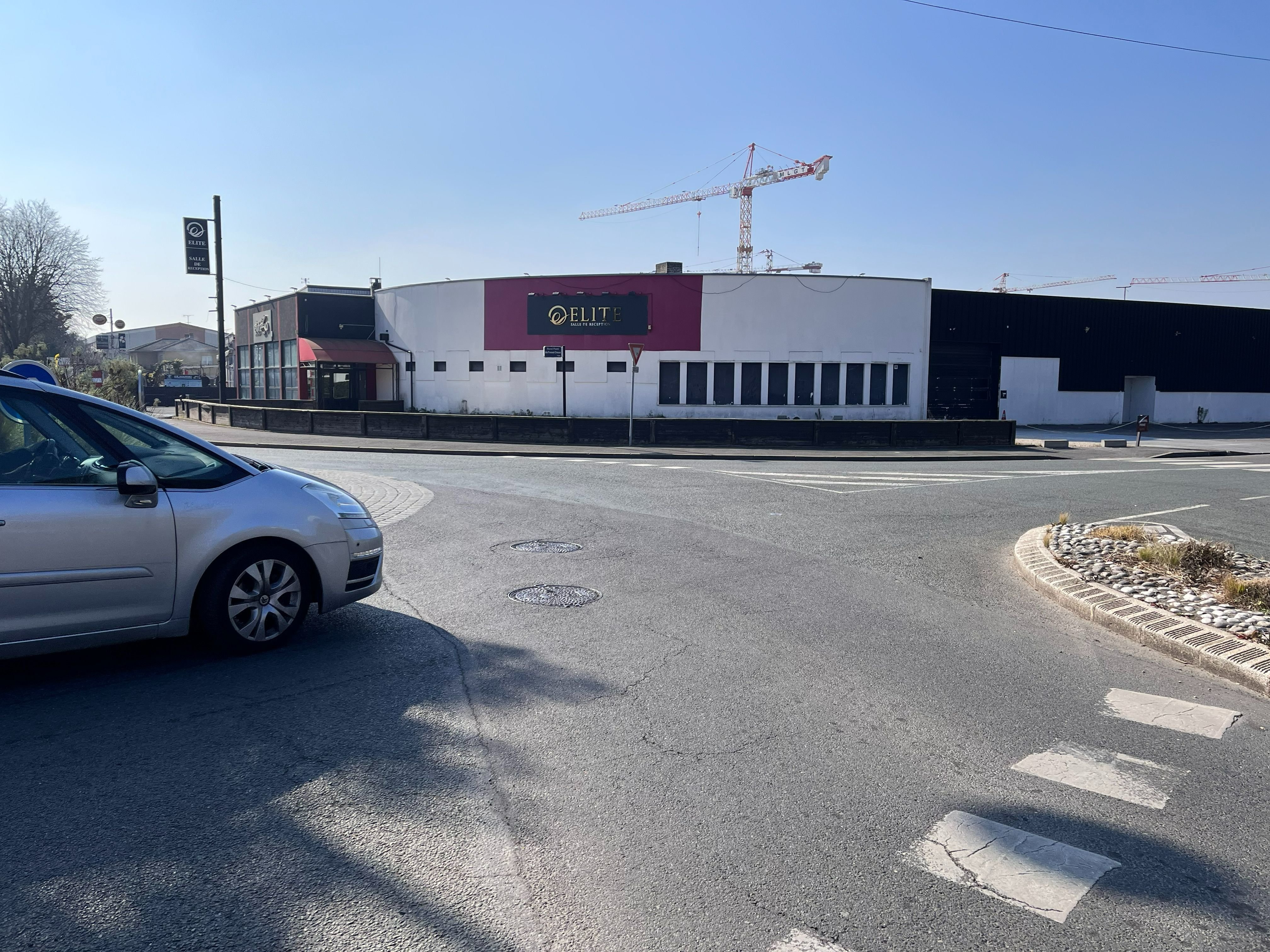 Brétigny-sur-Orge, vendredi 3 mars 2023. La conférence est prévue dans cette salle privée de Brétigny pouvant accueillir 900 personnes. LP/Nolwenn Cosson