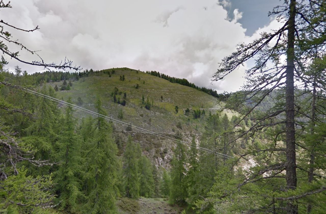 La station de ski de Roubions, dans les Alpes-Maritimes, n'ouvrira pas ses portes cet hiver. (google street view)