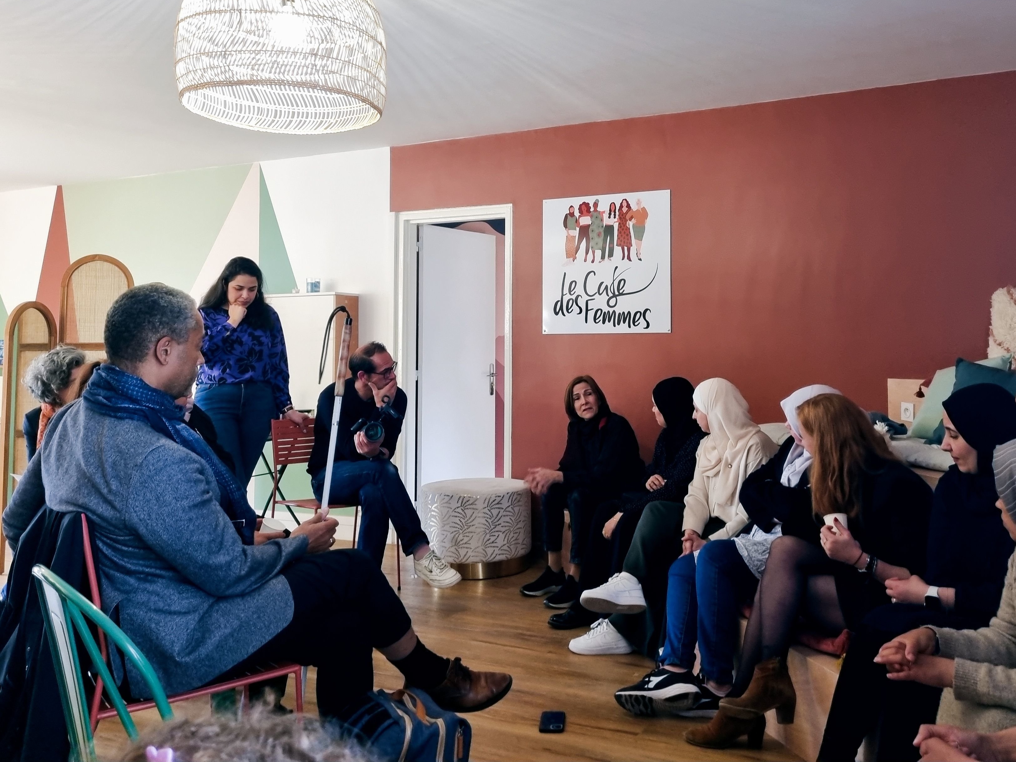 Le « Café des femmes » se veut comme un lieu de formation autour de la santé destiné aux femmes vulnérables. LP/Elsa Fournier