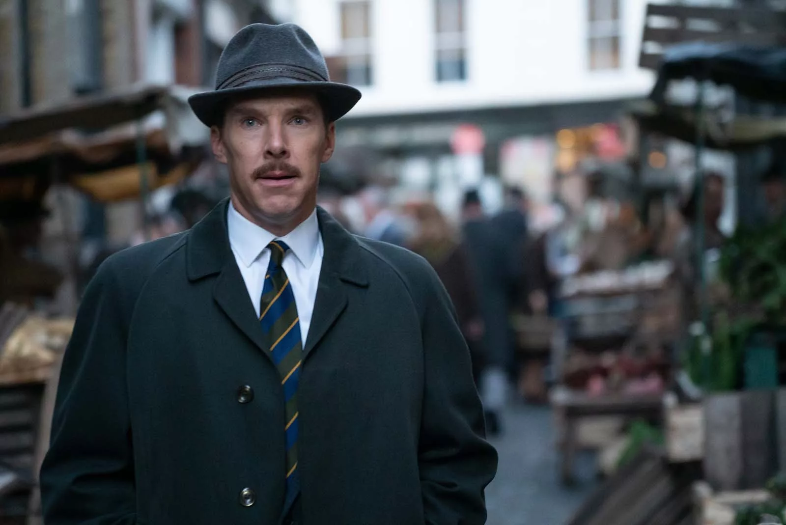 Un Espion ordinaire» : un excellent thriller à l'ancienne, porté par  Benedict Cumberbatch - Le Parisien