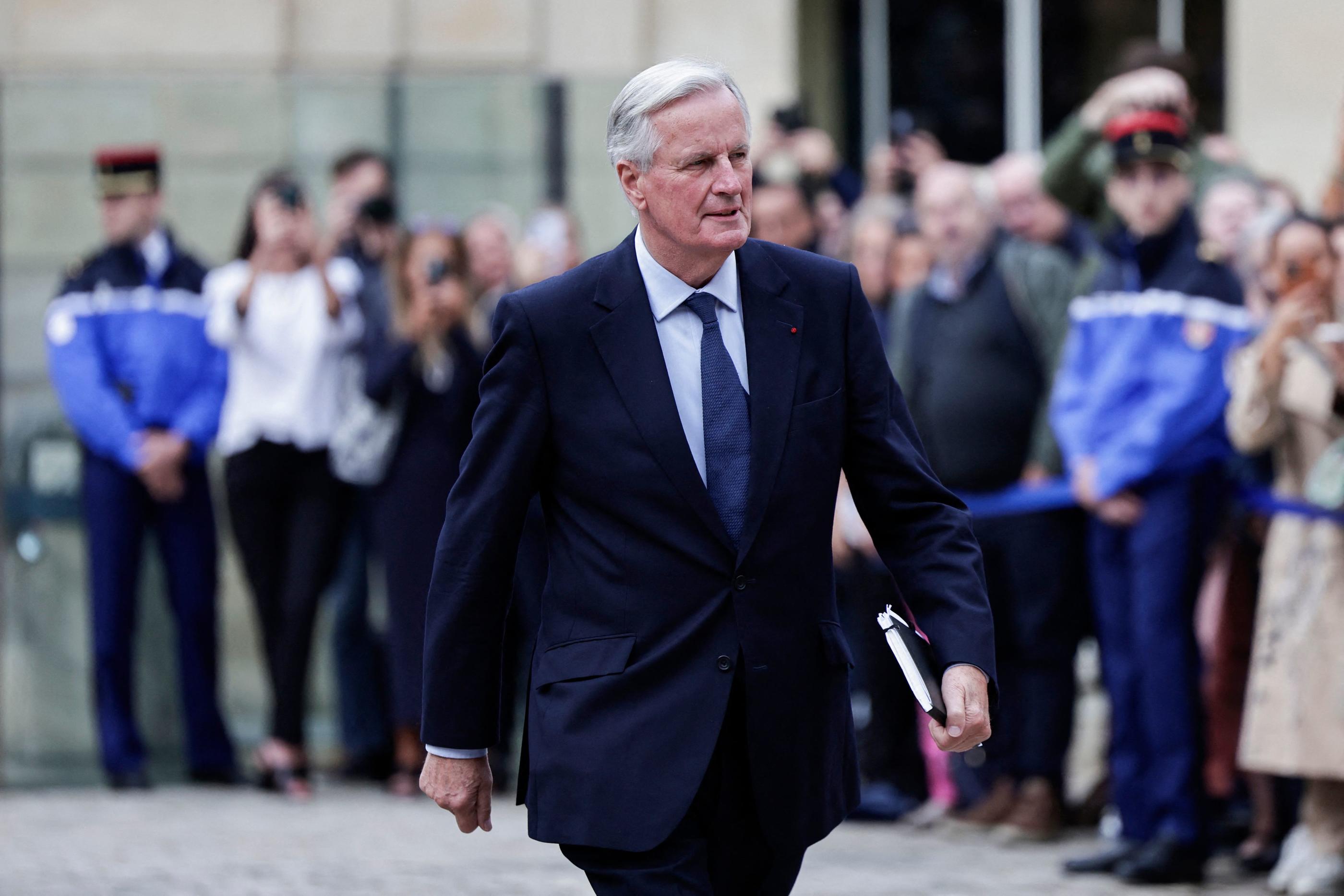 Michel Barnier cherche à attirer des personnalités de gauche dans son prochain gouvernement. C'est loin d'être chose aisée. AFP/Stéphane De Sakutin