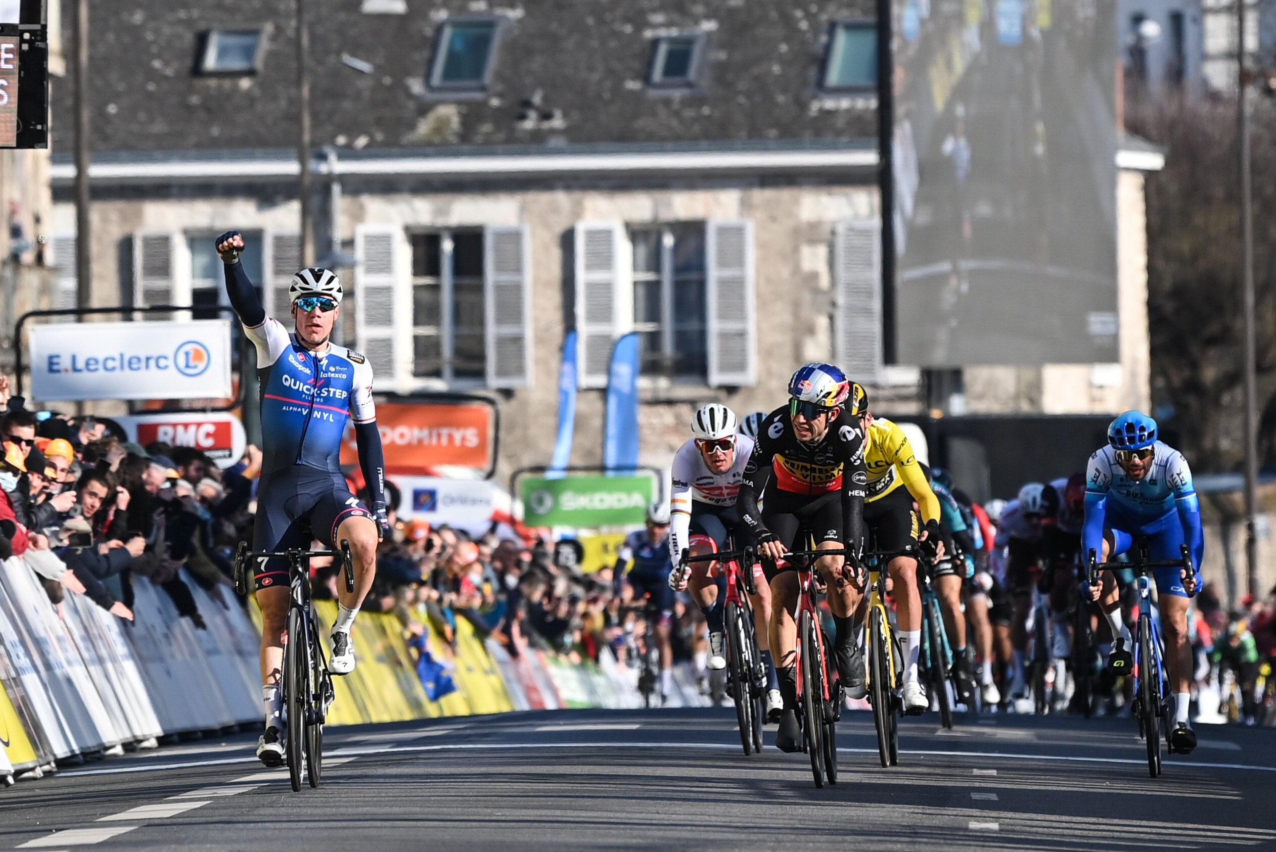 Le Néerlandais Fabio Jakobsen, de la Deceuninck Quick-Step, avait remporté la 2e étape de Paris-Nice à Orléans en 2022. Le département du Loiret accueille de nouveau l'épreuve cette année. A.S.O./Alex Broadway