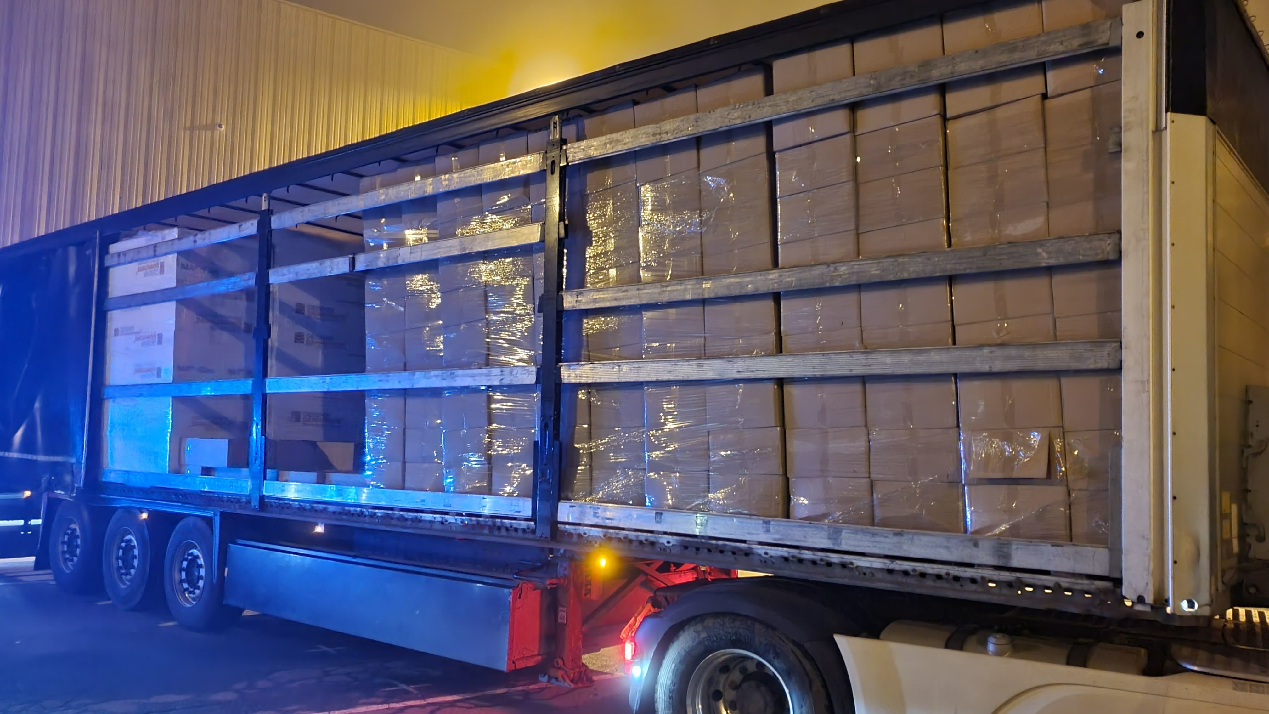 Les douaniers de Nogent-Sur-Oise ont mis la main sur de 5,2 tonnes de tabac de contrebande. Direction régionale des douanes