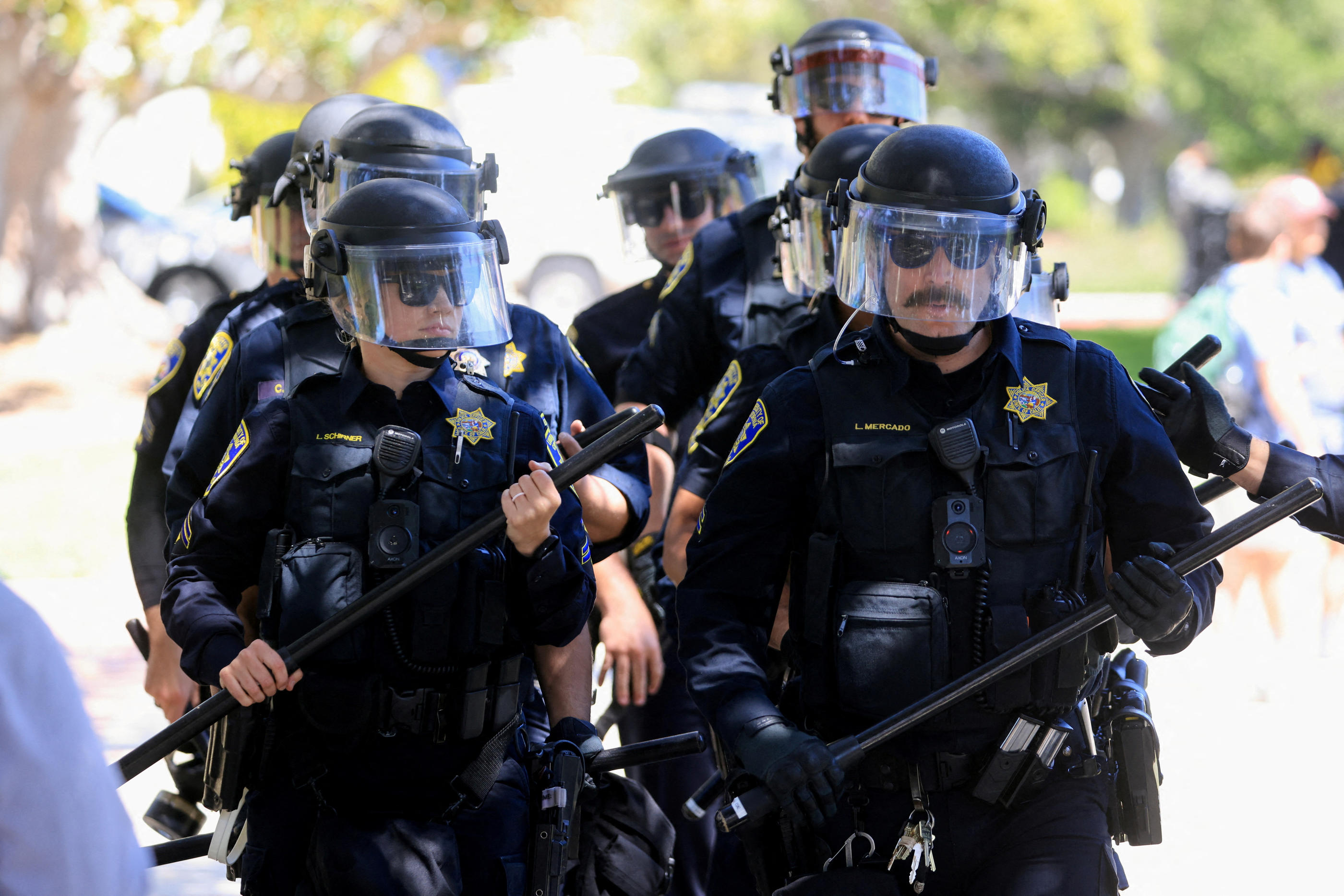 Les forces de police de Californie sont intervenues sur le campus de l'université. REUTERS/David Swanson
