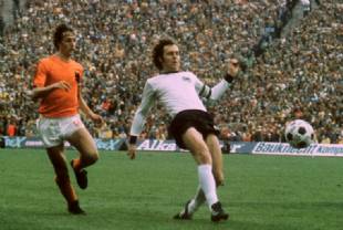 Revue Coupe Du Monde 1982 - Espagne - France/Allemagne/Brésil - Photos
